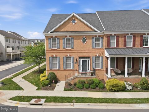22575 WILLINGTON SQUARE ASHBURN VA 20148