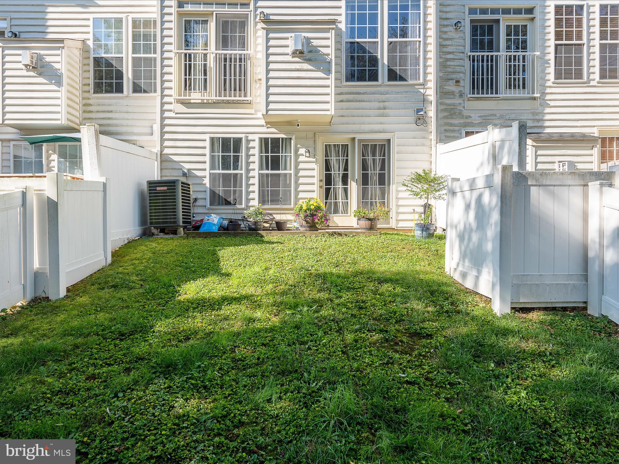 BROOKFIELD ON THE POTOMAC - Residential