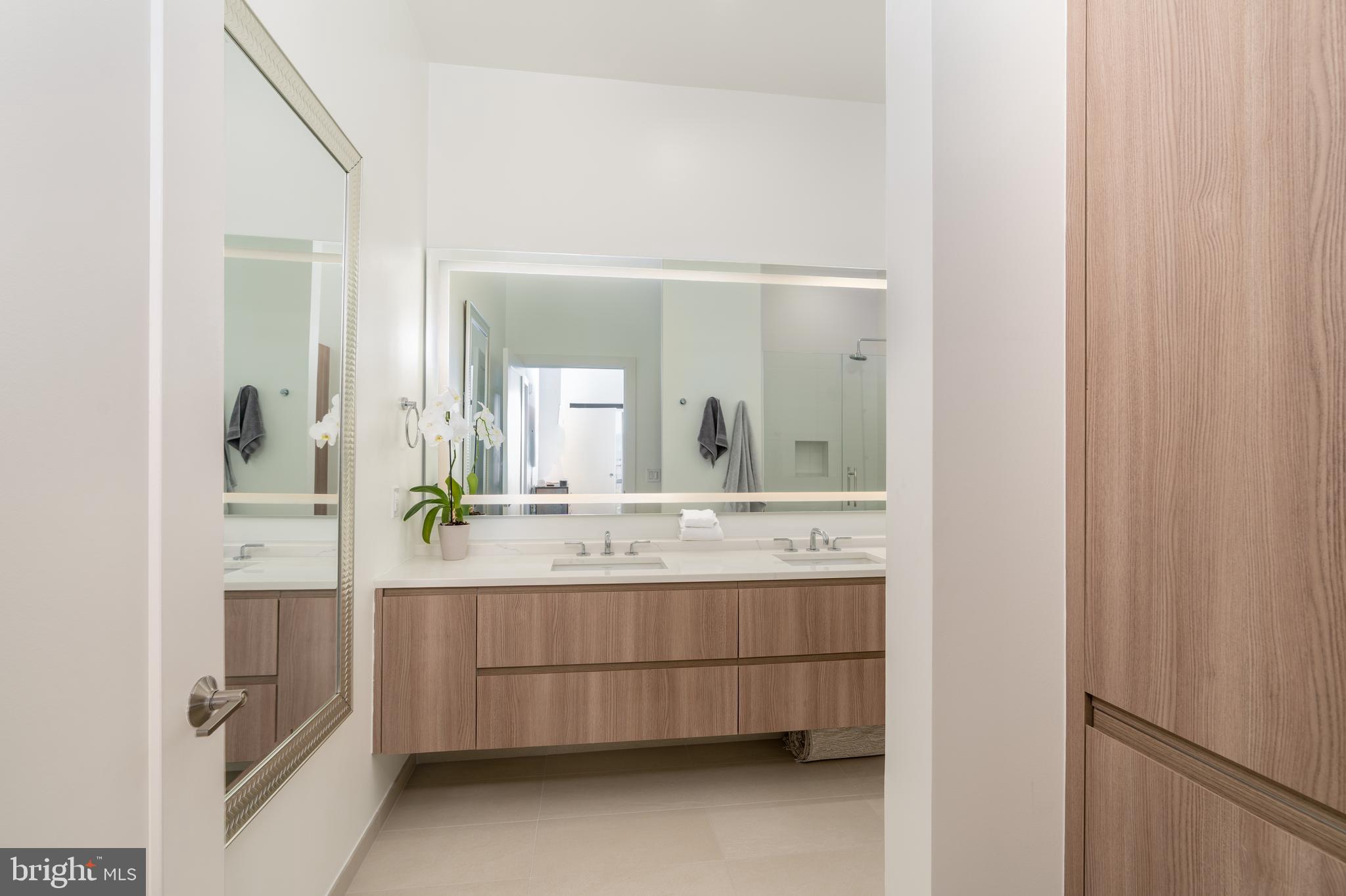 POTOMAC YARD - Residential