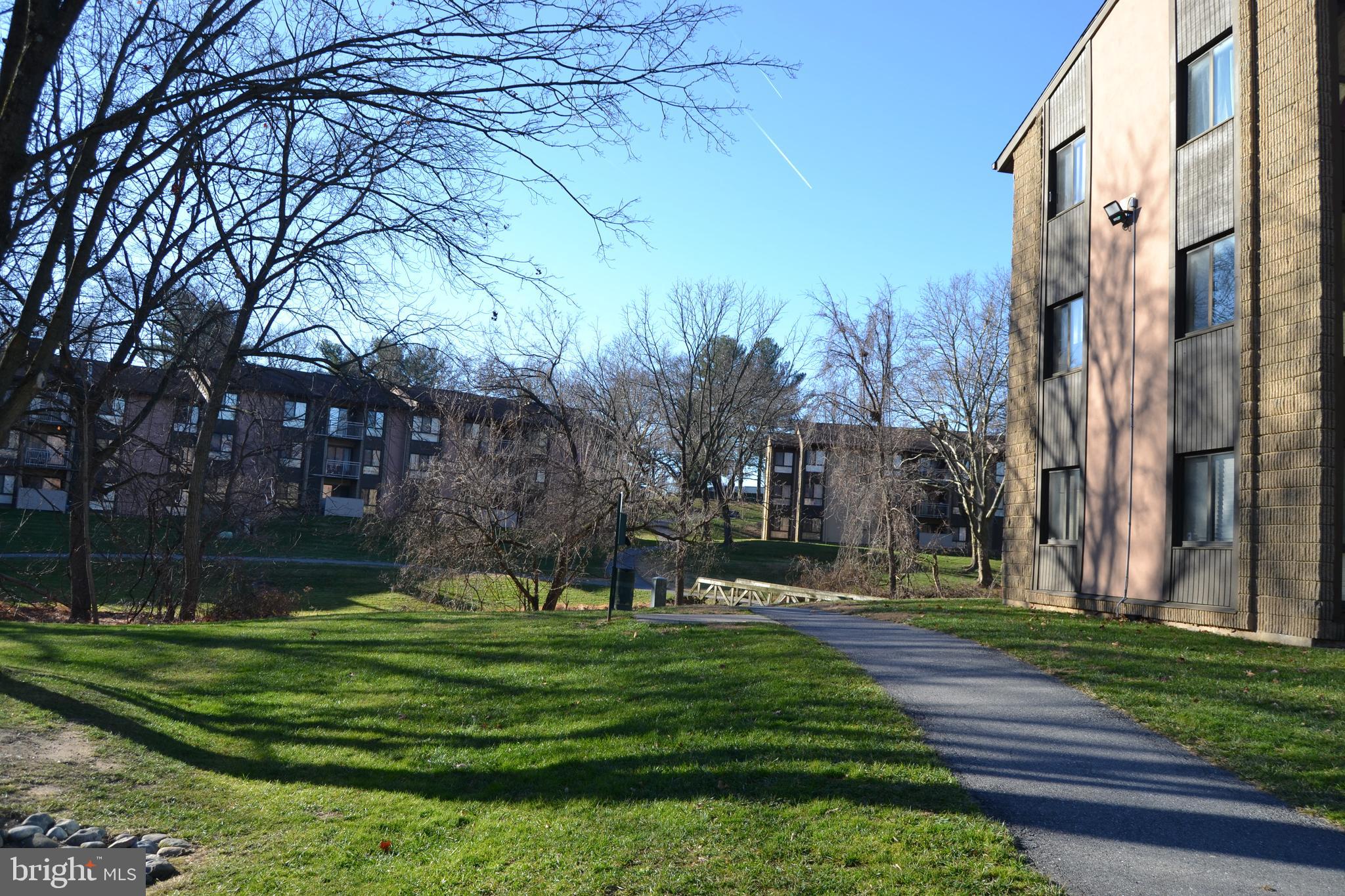 VILLAGE OF LONG REACH - Residential Lease