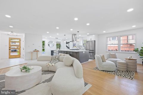 1612 LEMONTREE LANE SILVER SPRING MD 20904