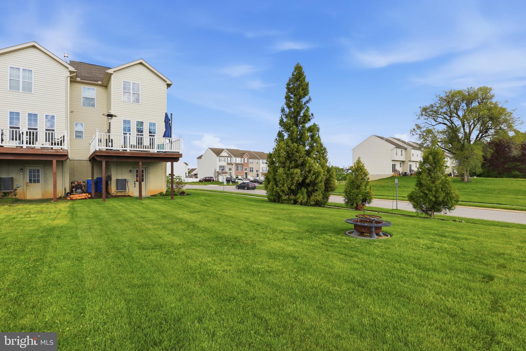 JACKSON HEIGHTS - Residential