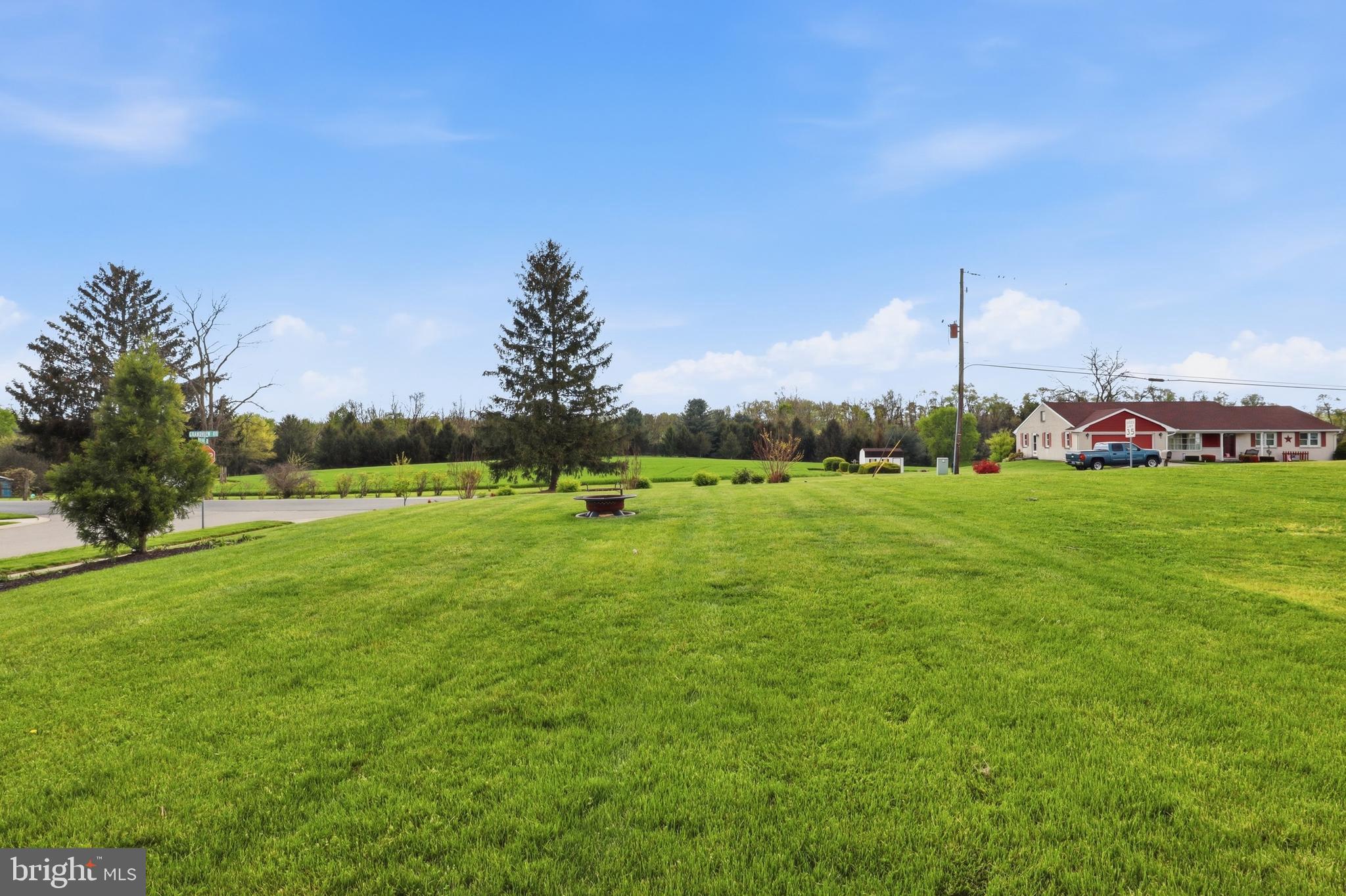 JACKSON HEIGHTS - Residential