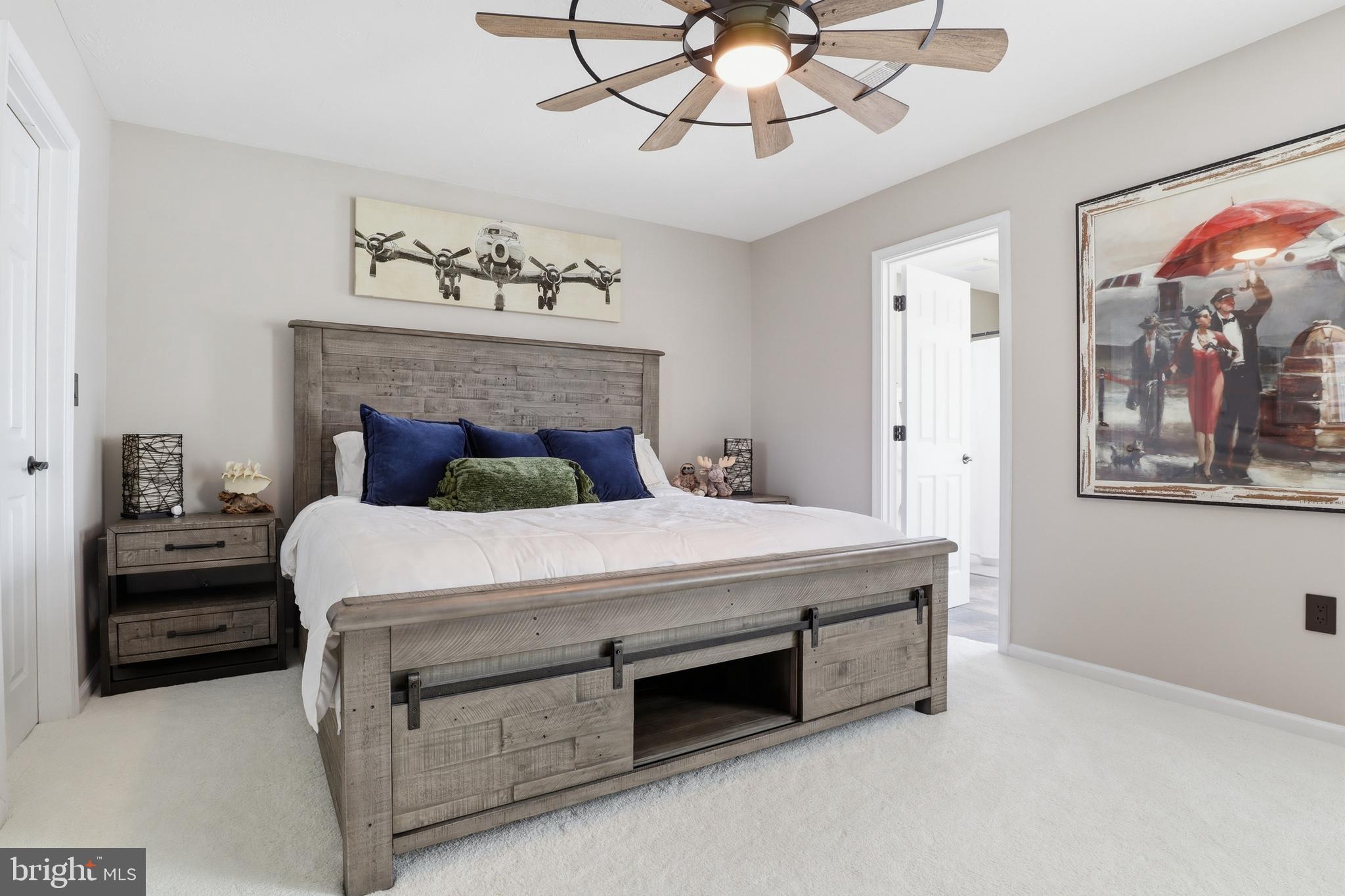 JACKSON HEIGHTS - Residential