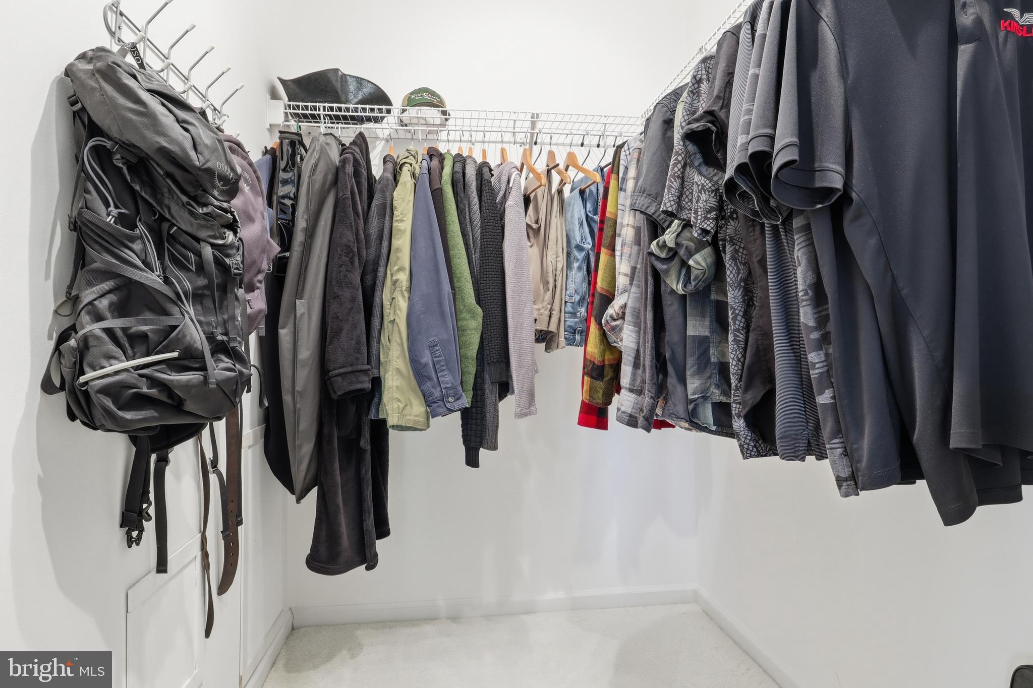 JACKSON HEIGHTS - Residential