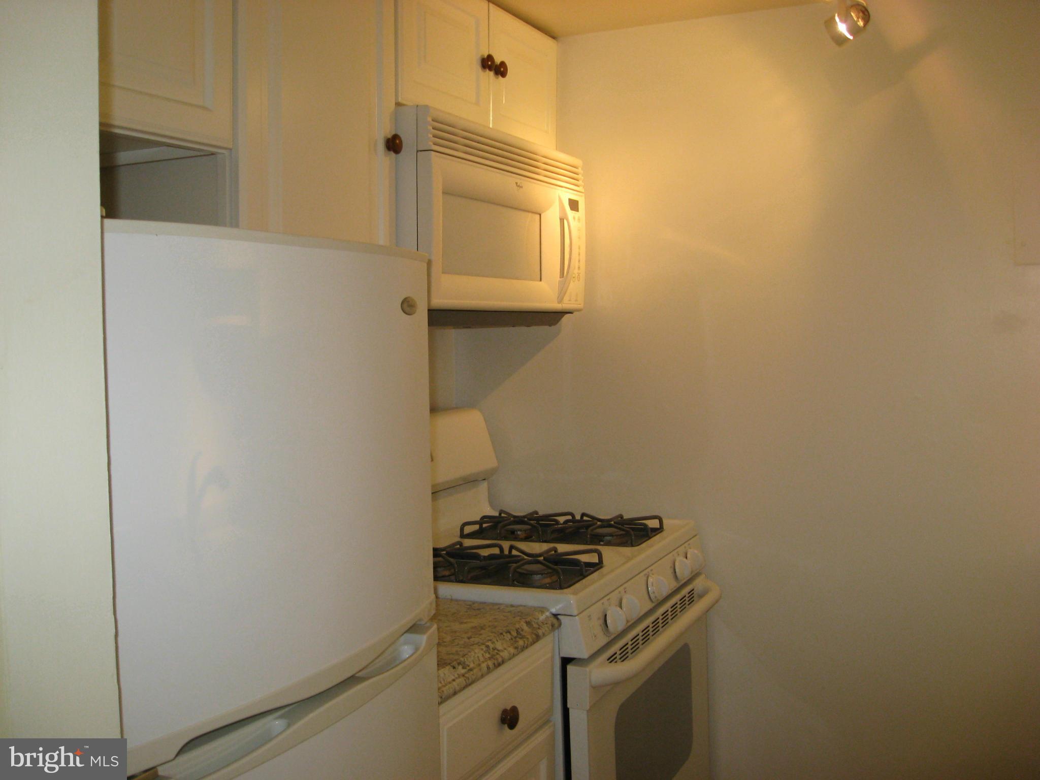 HORIZON HOUSE - Residential Lease