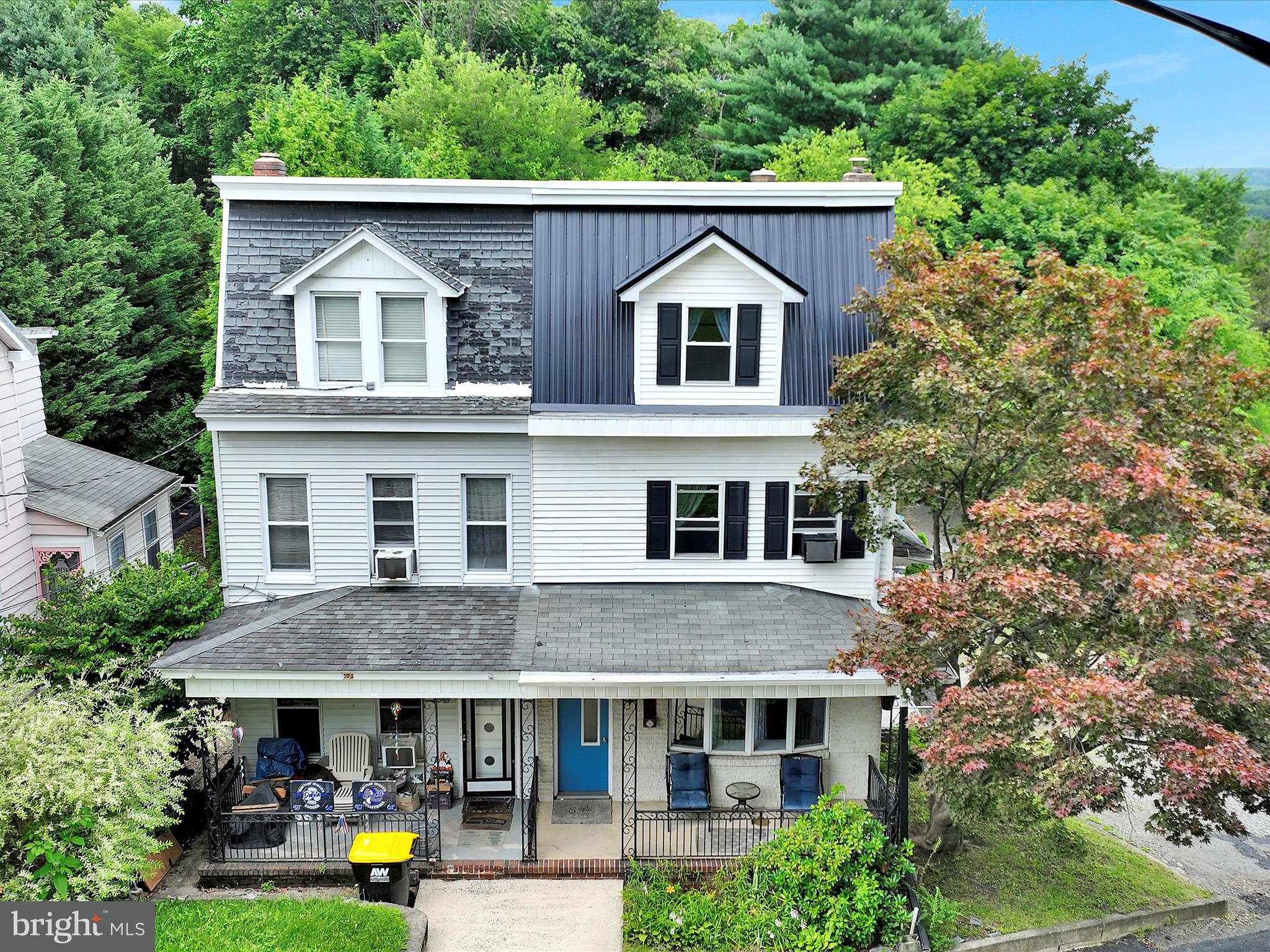 552 3RD STREET