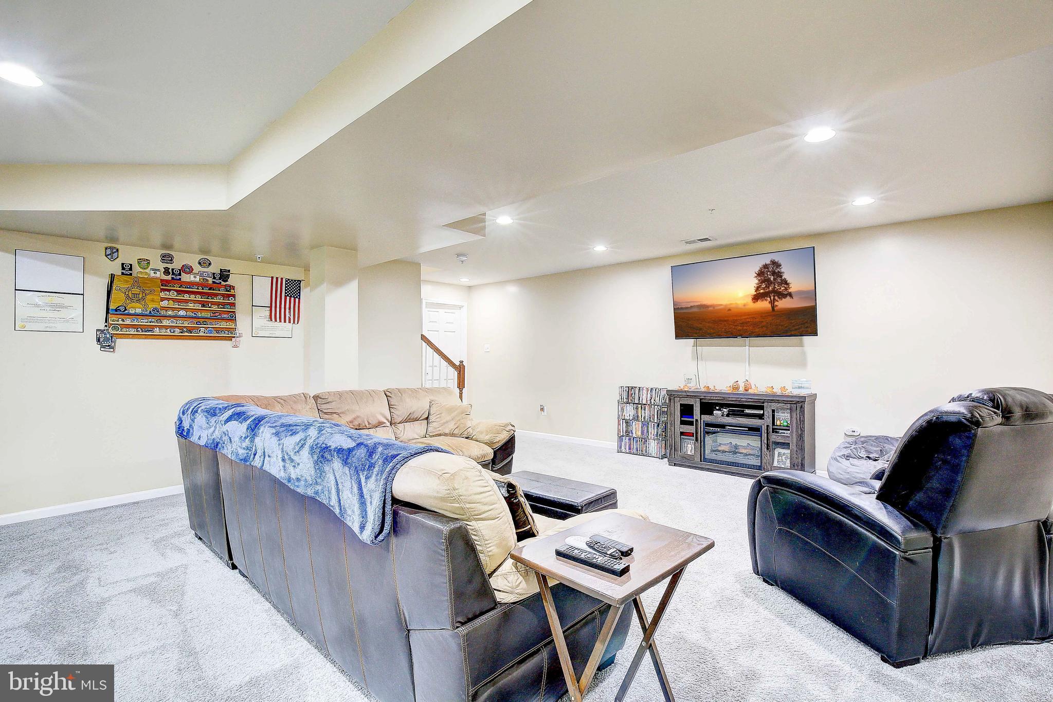 BRENTWOOD - Residential