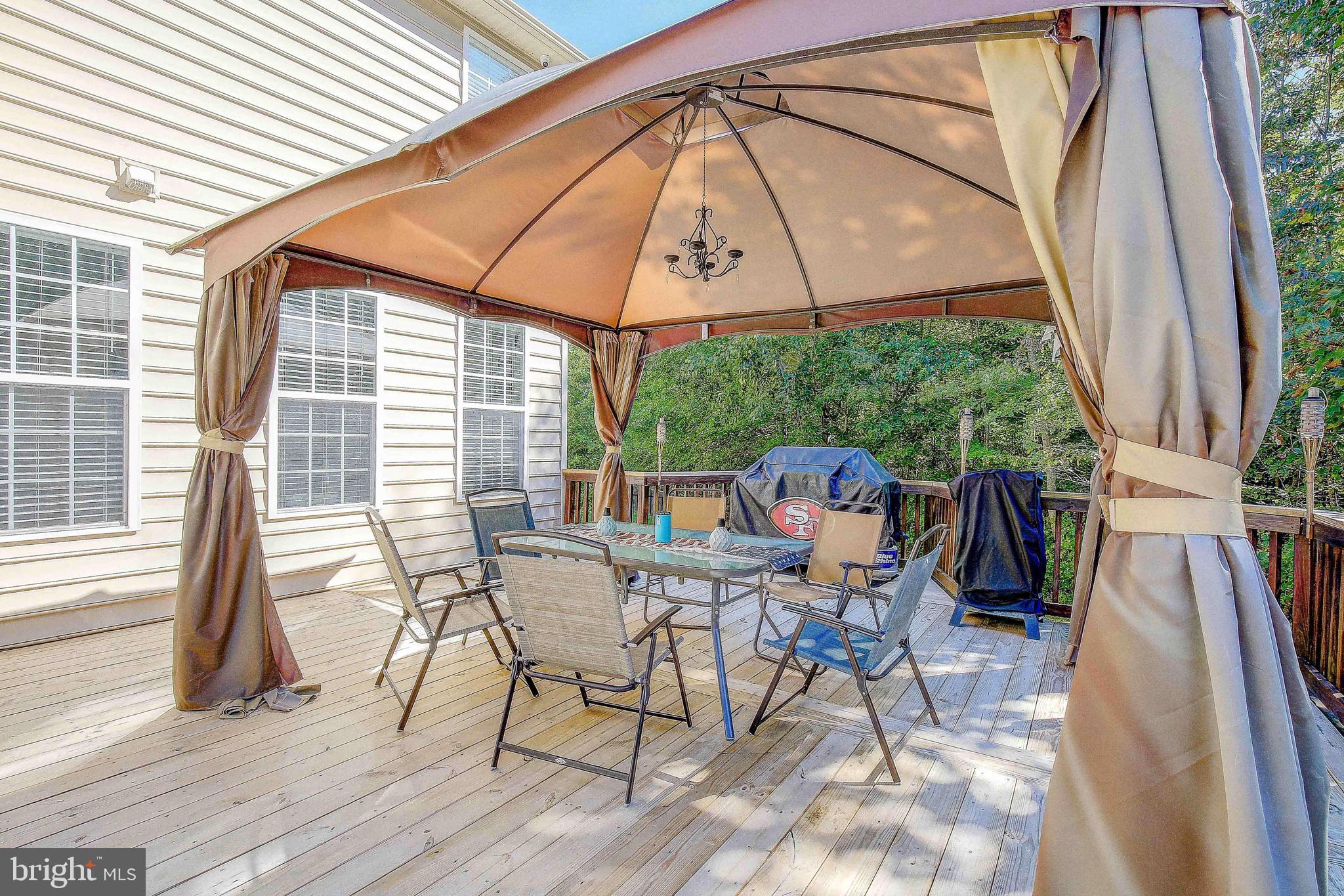 BRENTWOOD - Residential