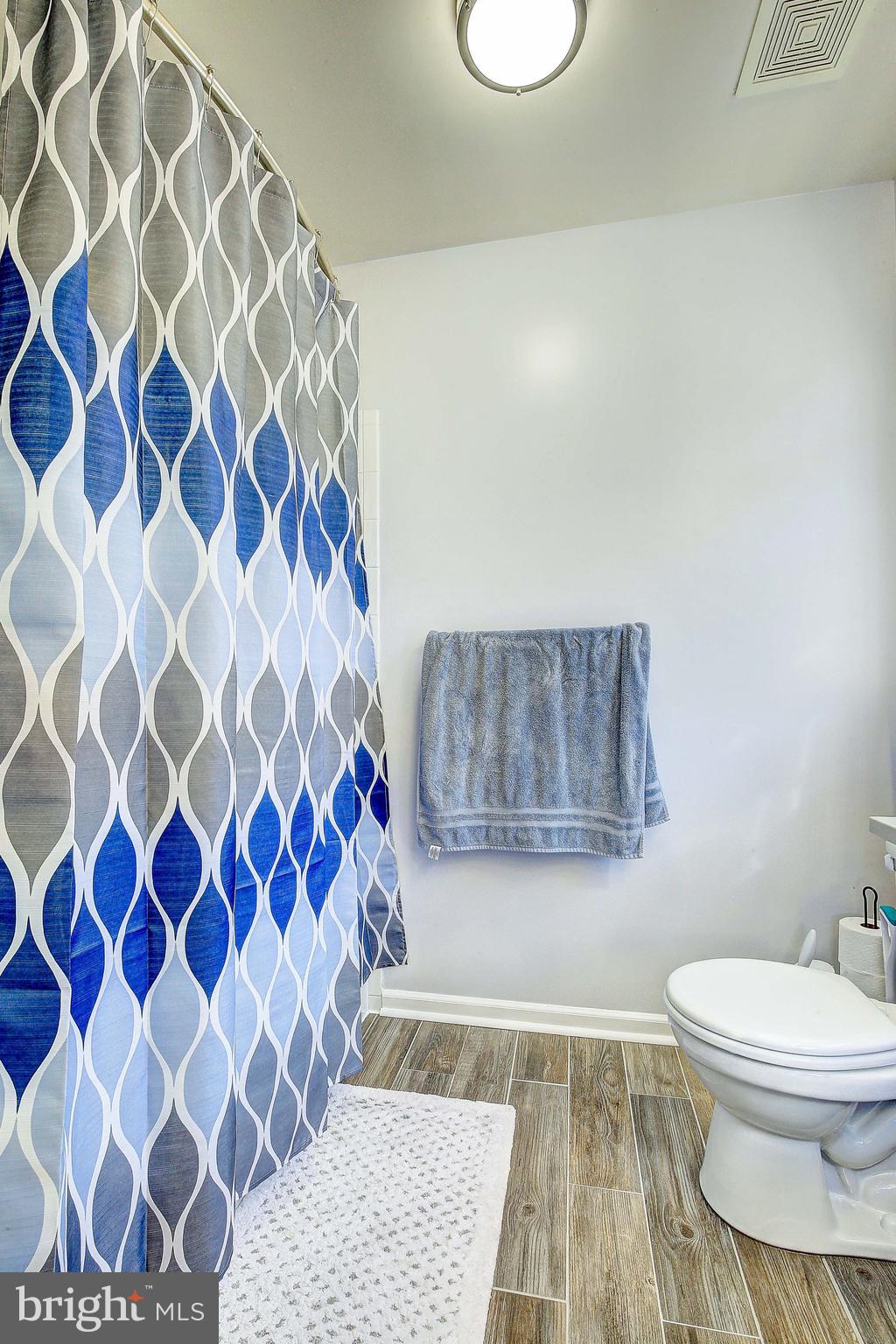 BRENTWOOD - Residential