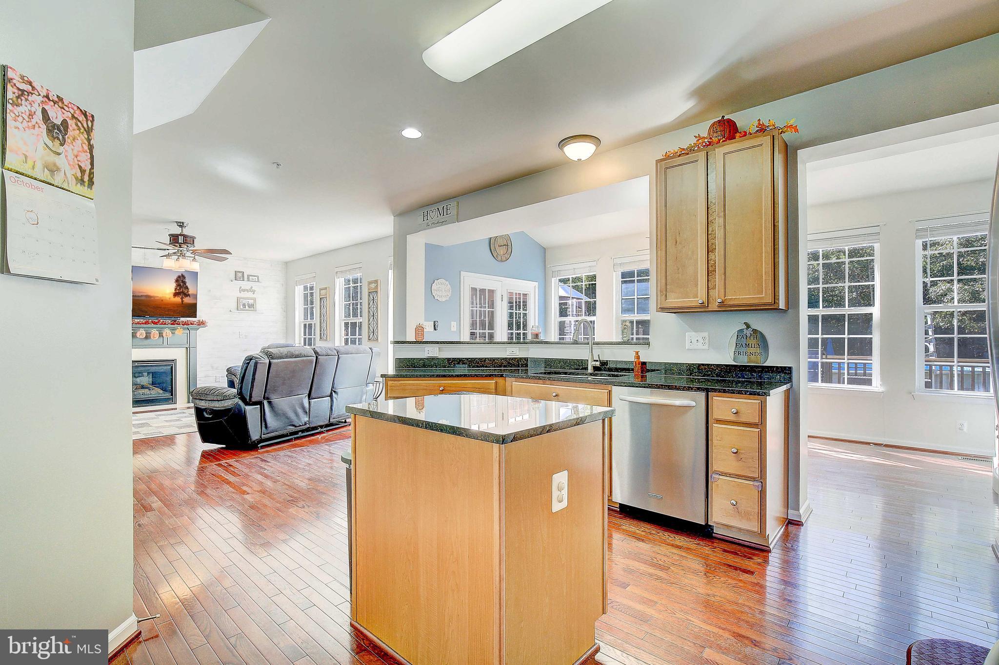 BRENTWOOD - Residential