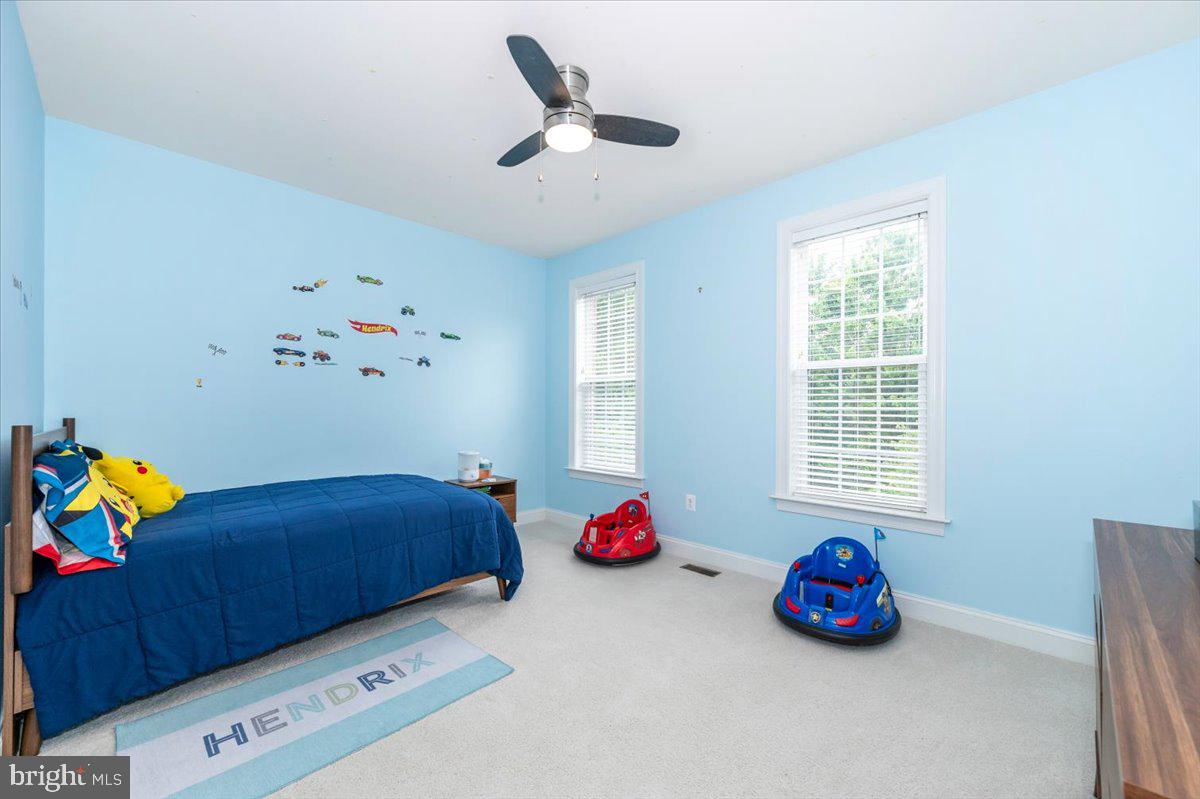 CROWN POINTE - Residential