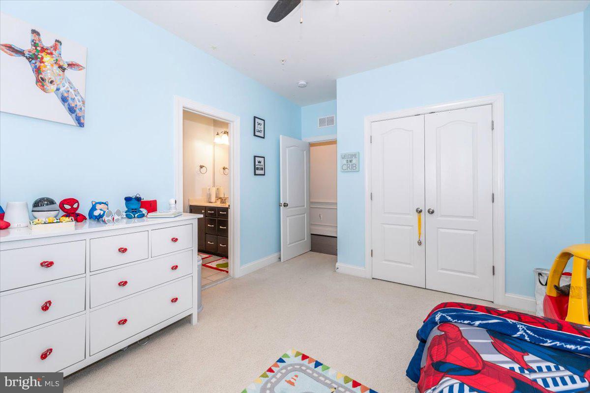 CROWN POINTE - Residential