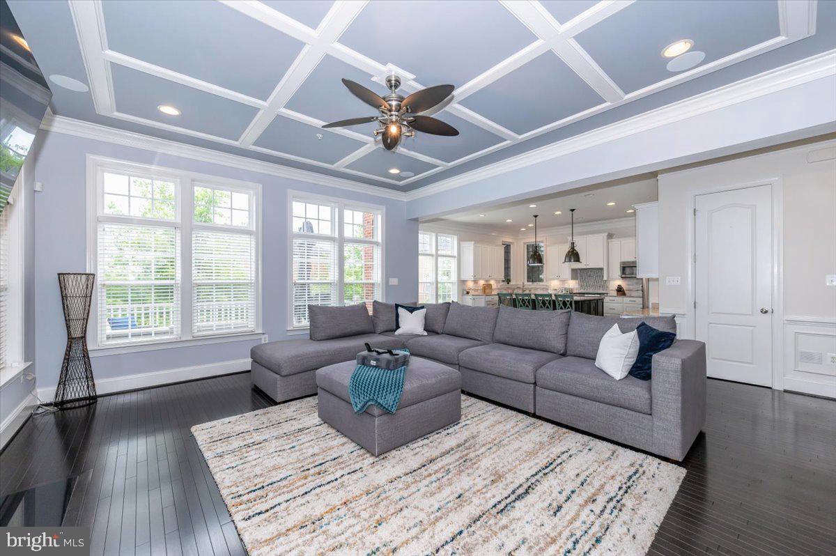 CROWN POINTE - Residential