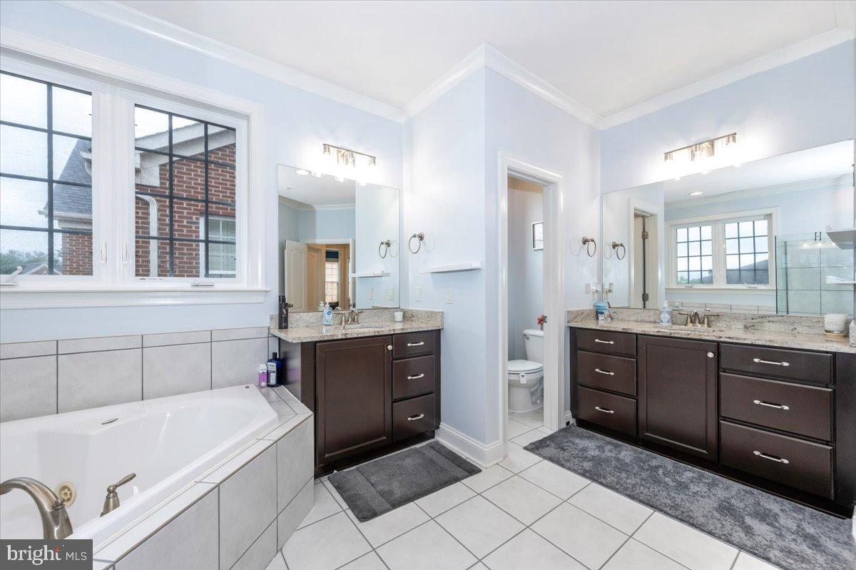 CROWN POINTE - Residential