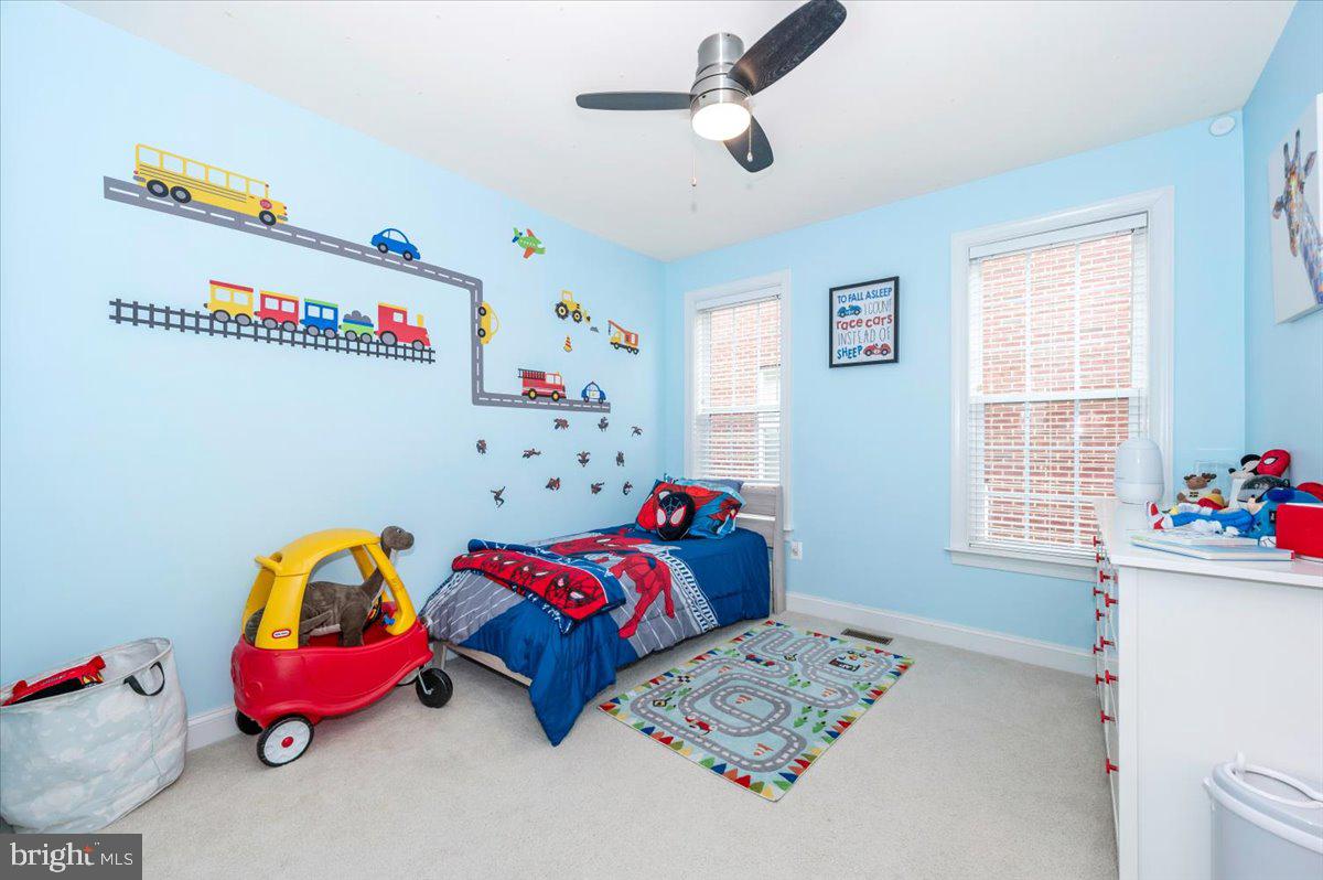 CROWN POINTE - Residential