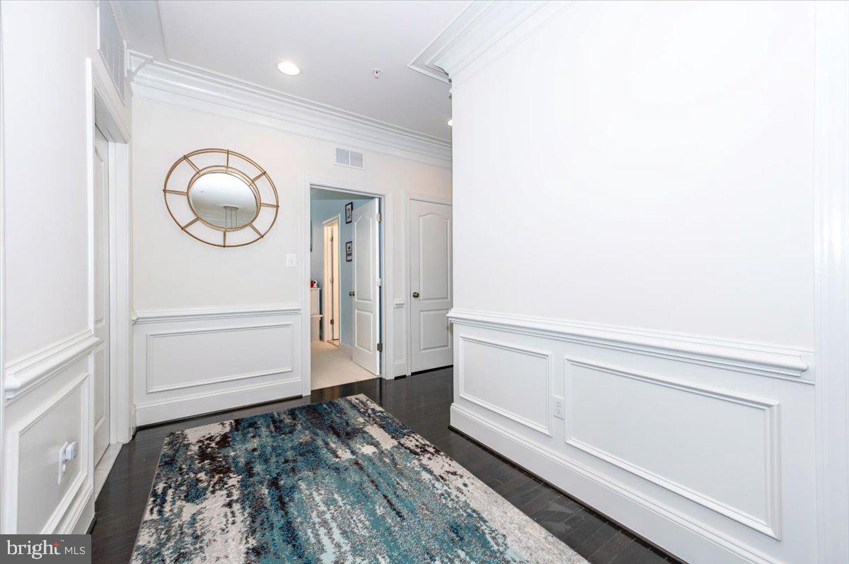 CROWN POINTE - Residential