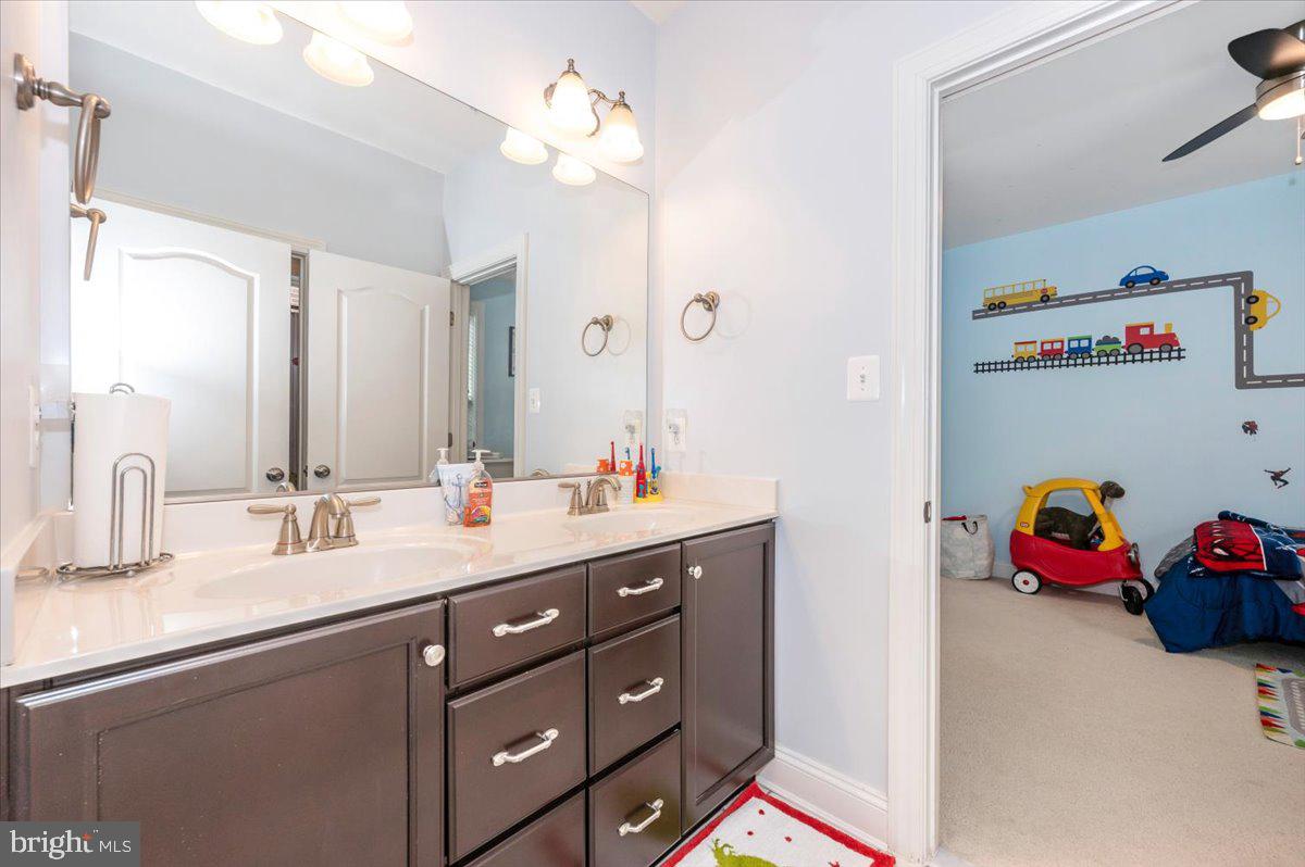 CROWN POINTE - Residential