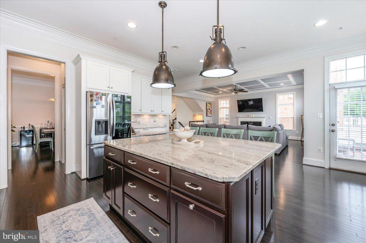 CROWN POINTE - Residential