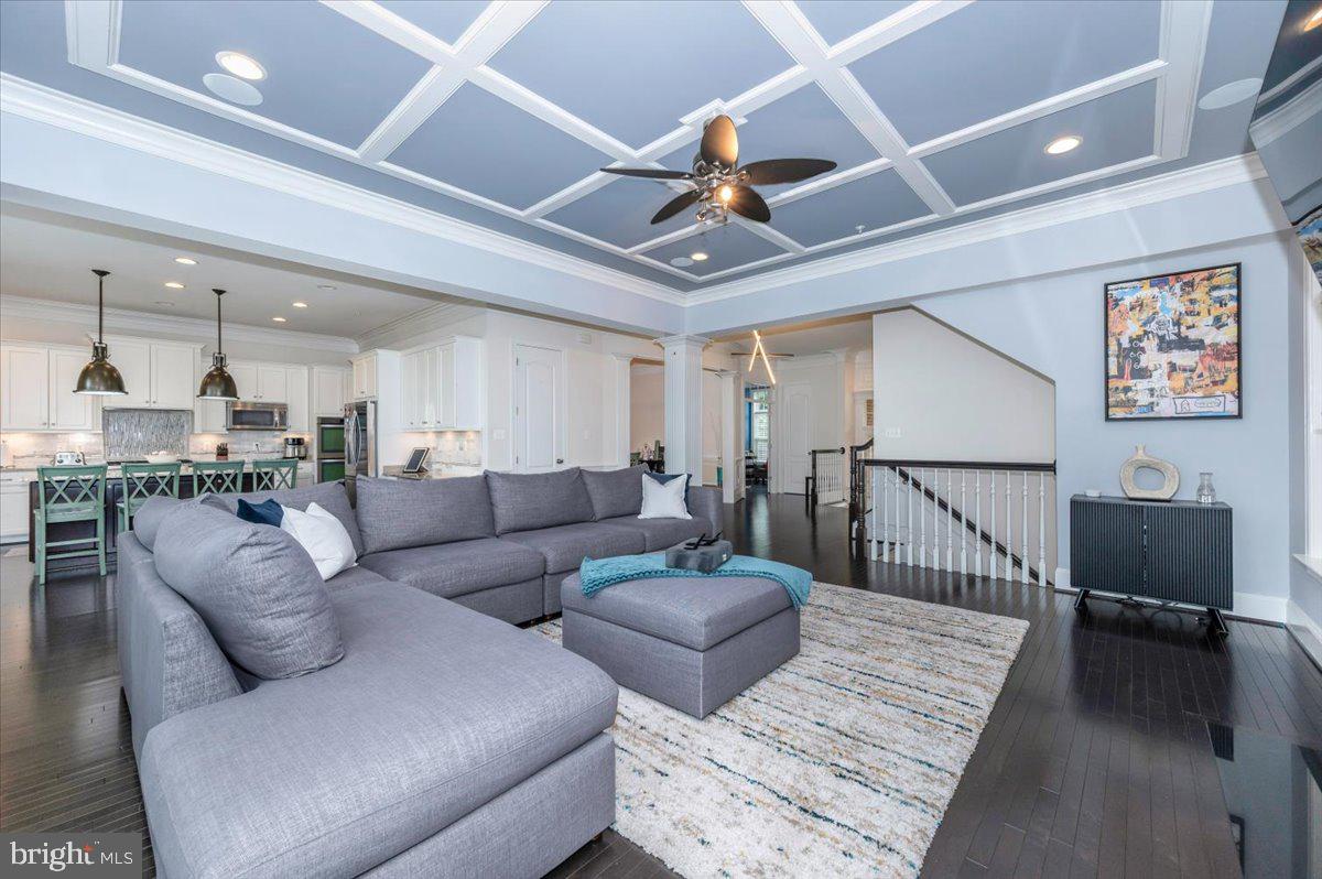 CROWN POINTE - Residential