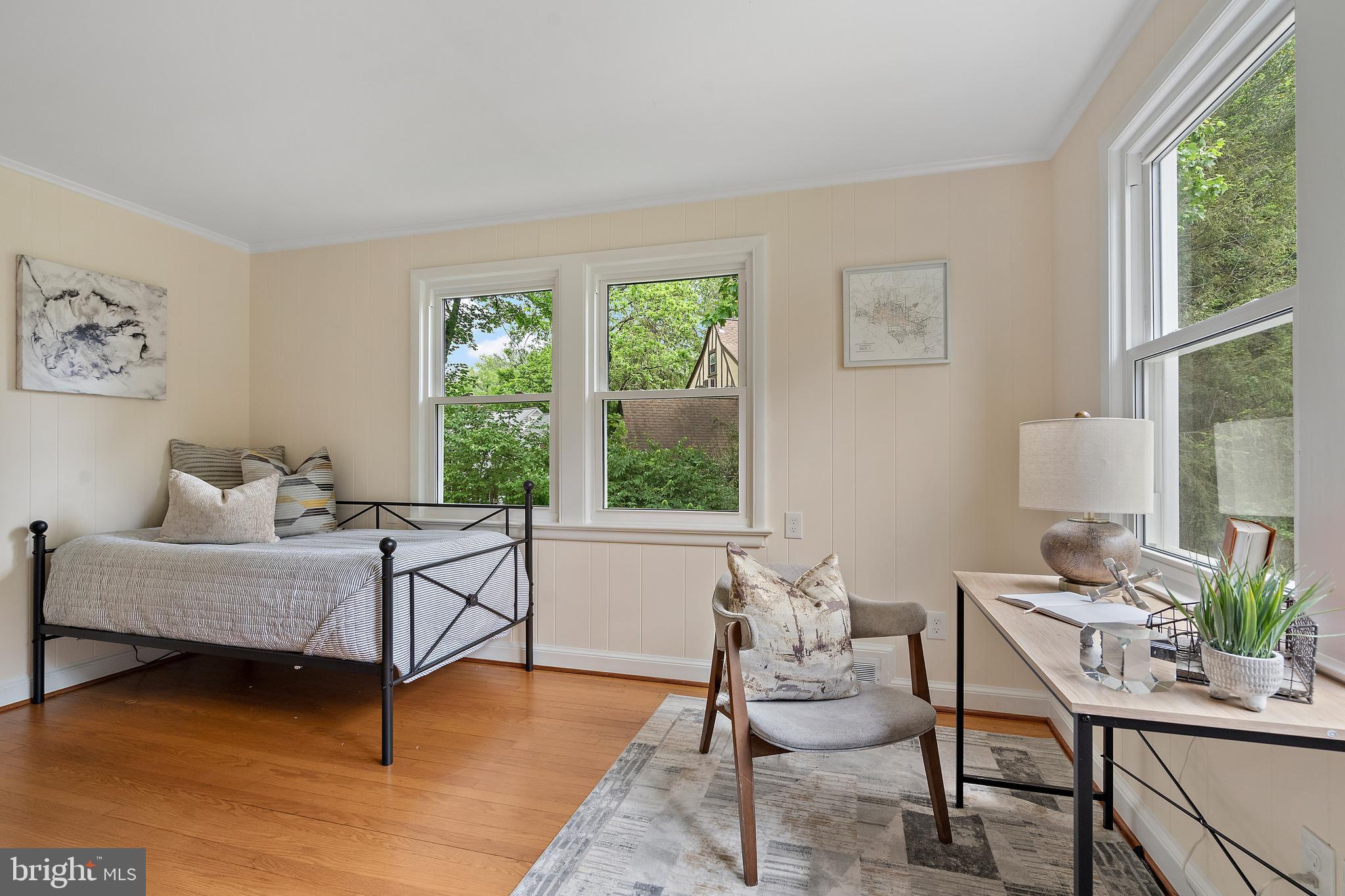 SEVEN OAKS - Residential