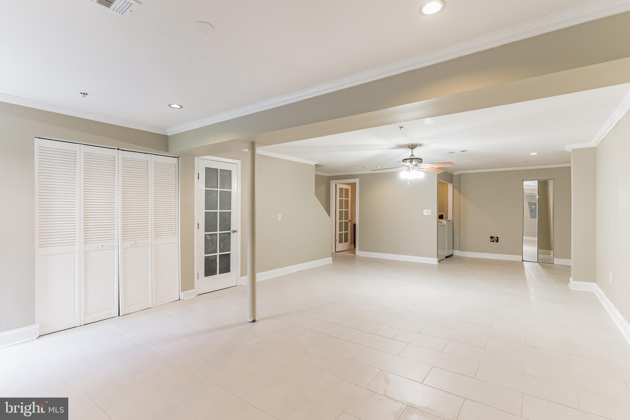 ARBOR WEST - Residential