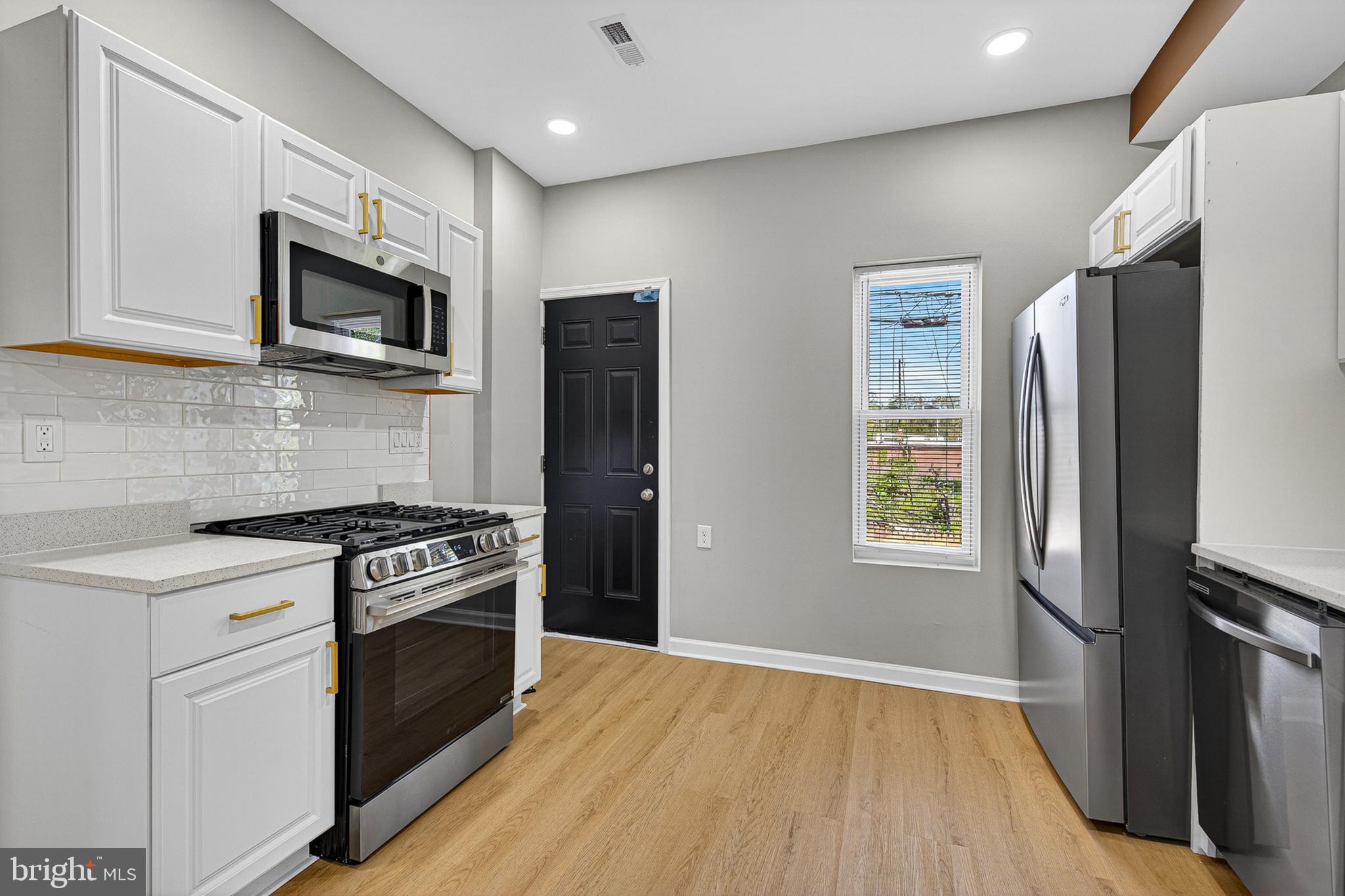 SHIPLEY HILL - Residential