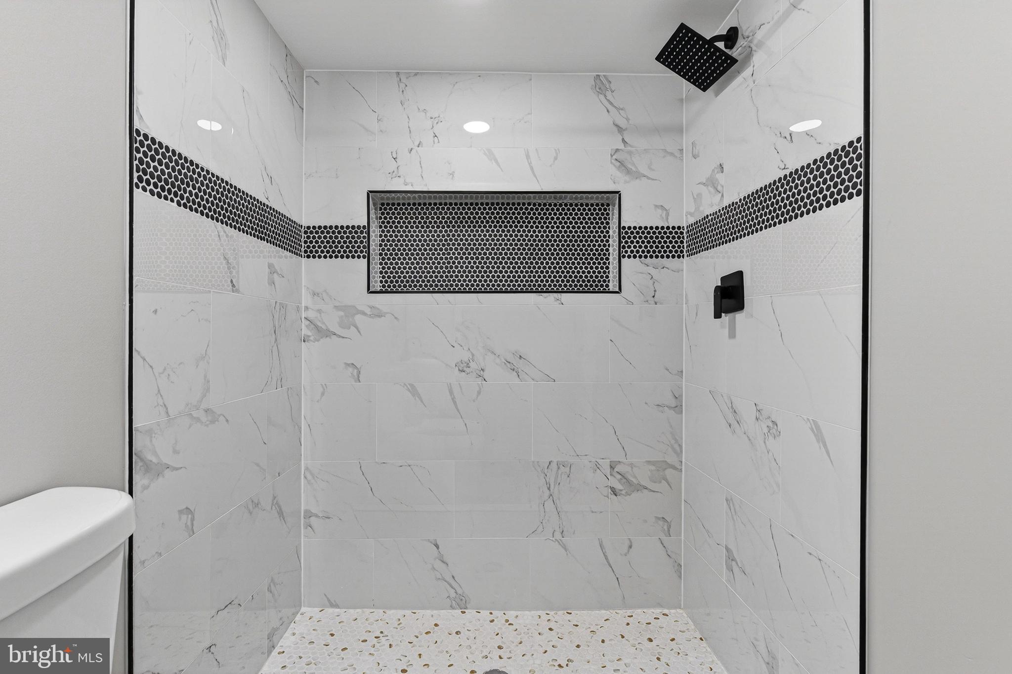 SHIPLEY HILL - Residential