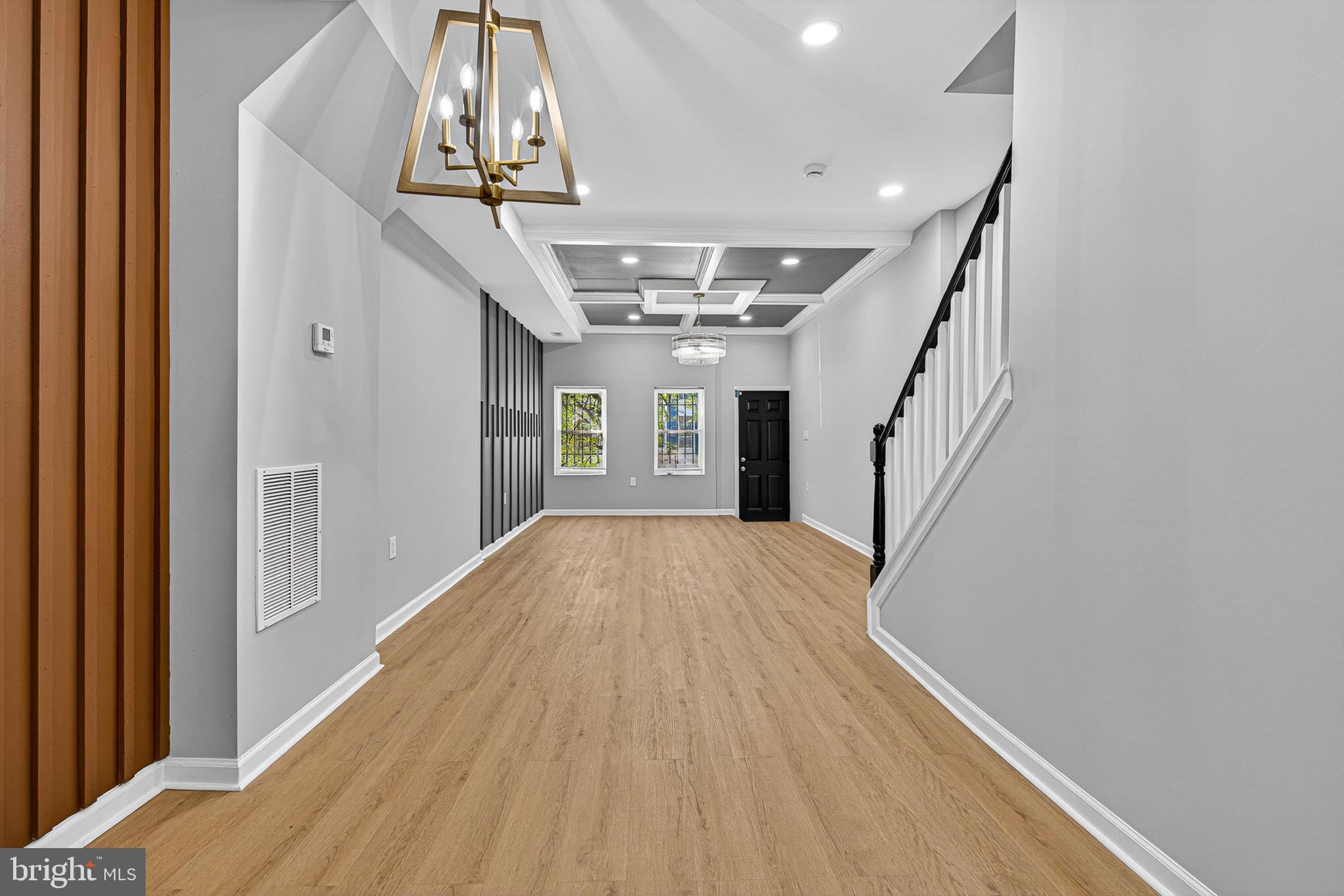 SHIPLEY HILL - Residential