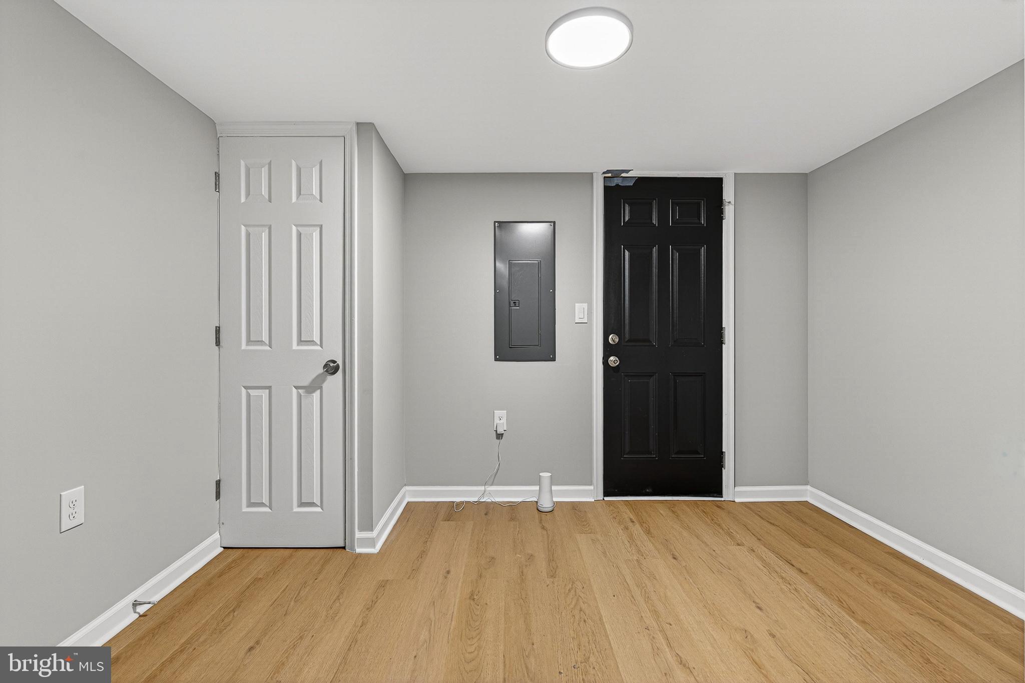 SHIPLEY HILL - Residential