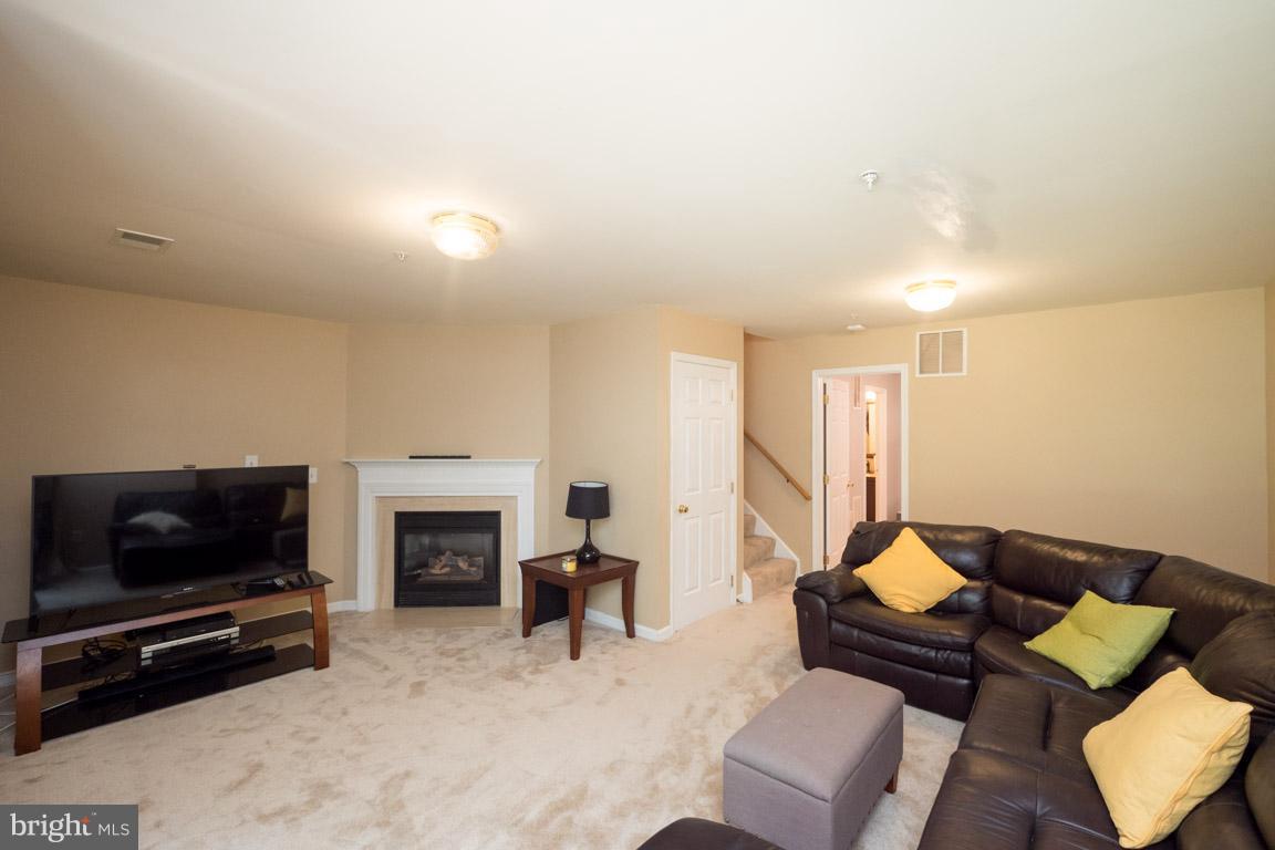 BRINKLEY PARK TOWN - Residential