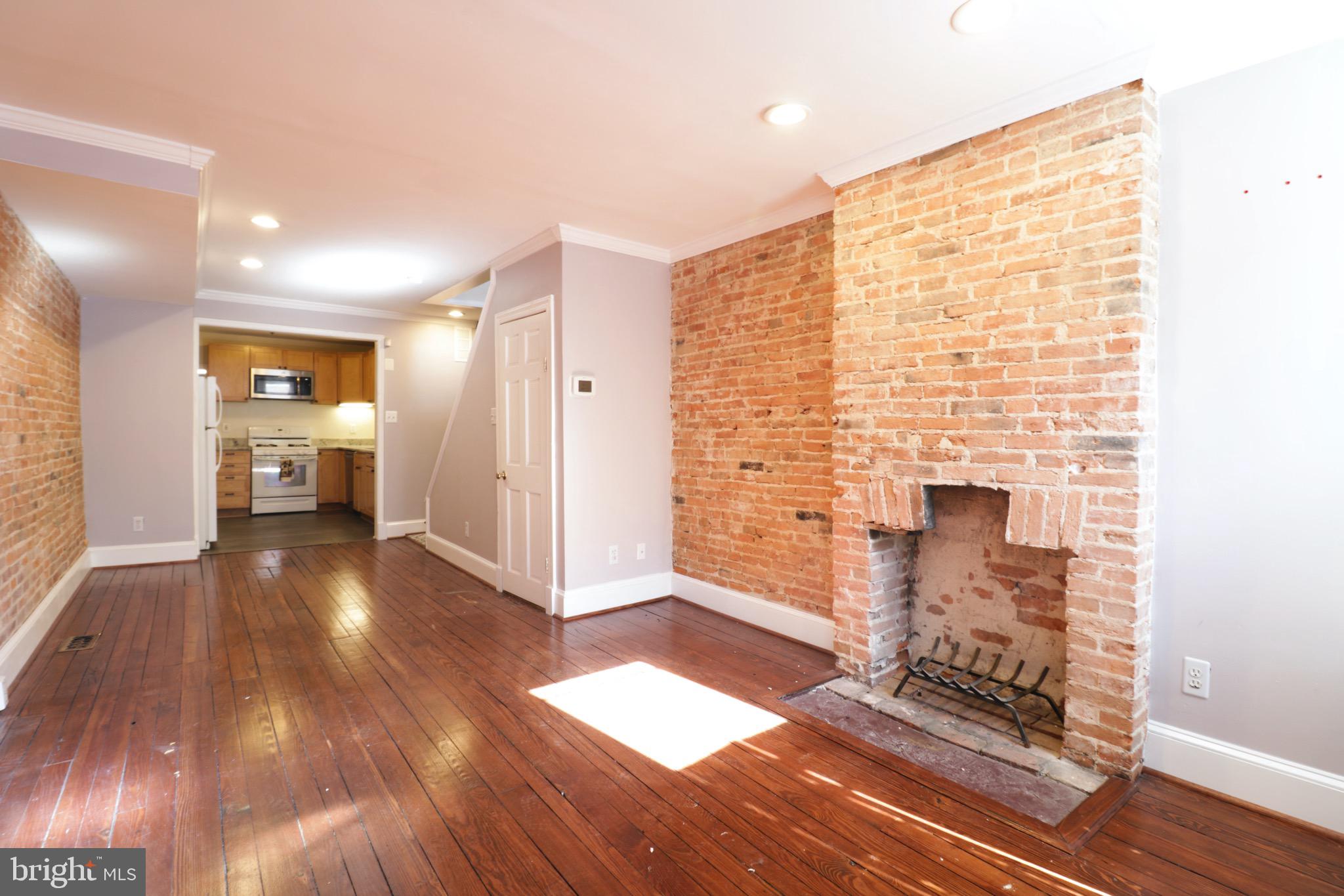 FEDERAL HILL HISTORIC DISTRICT - Residential Lease