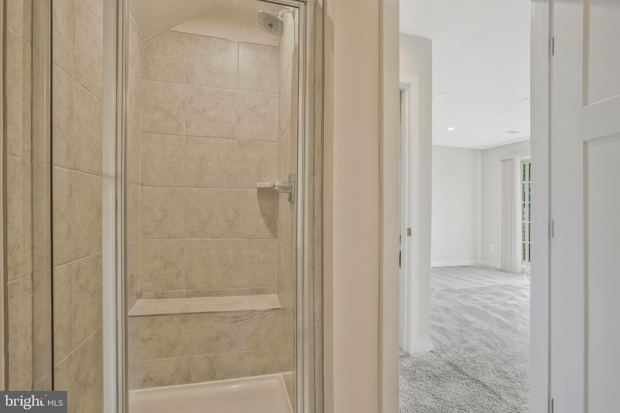 HERITAGE - Residential Lease