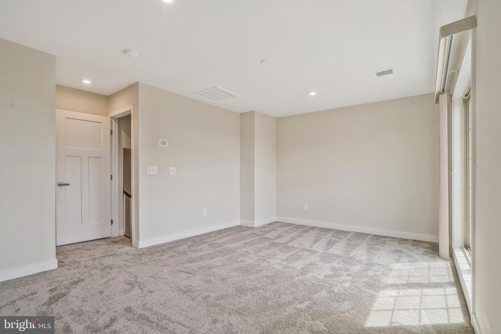 HERITAGE - Residential Lease