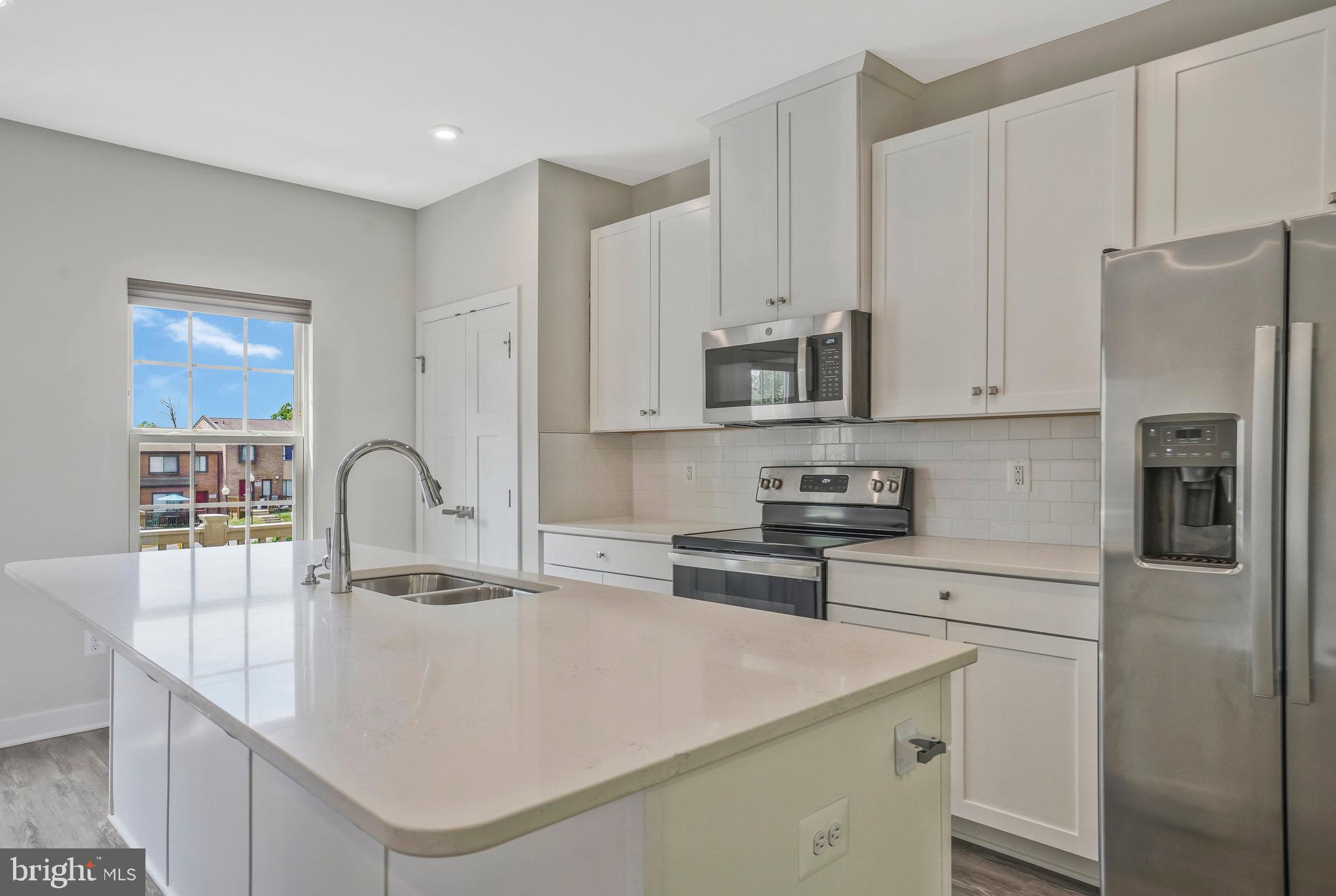 HERITAGE - Residential Lease