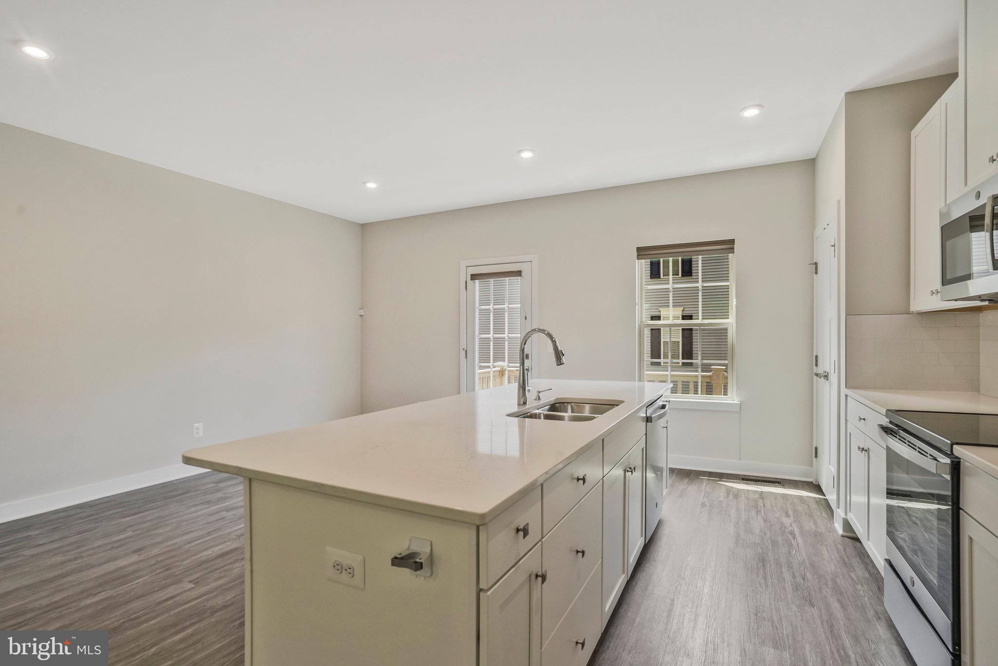 HERITAGE - Residential Lease