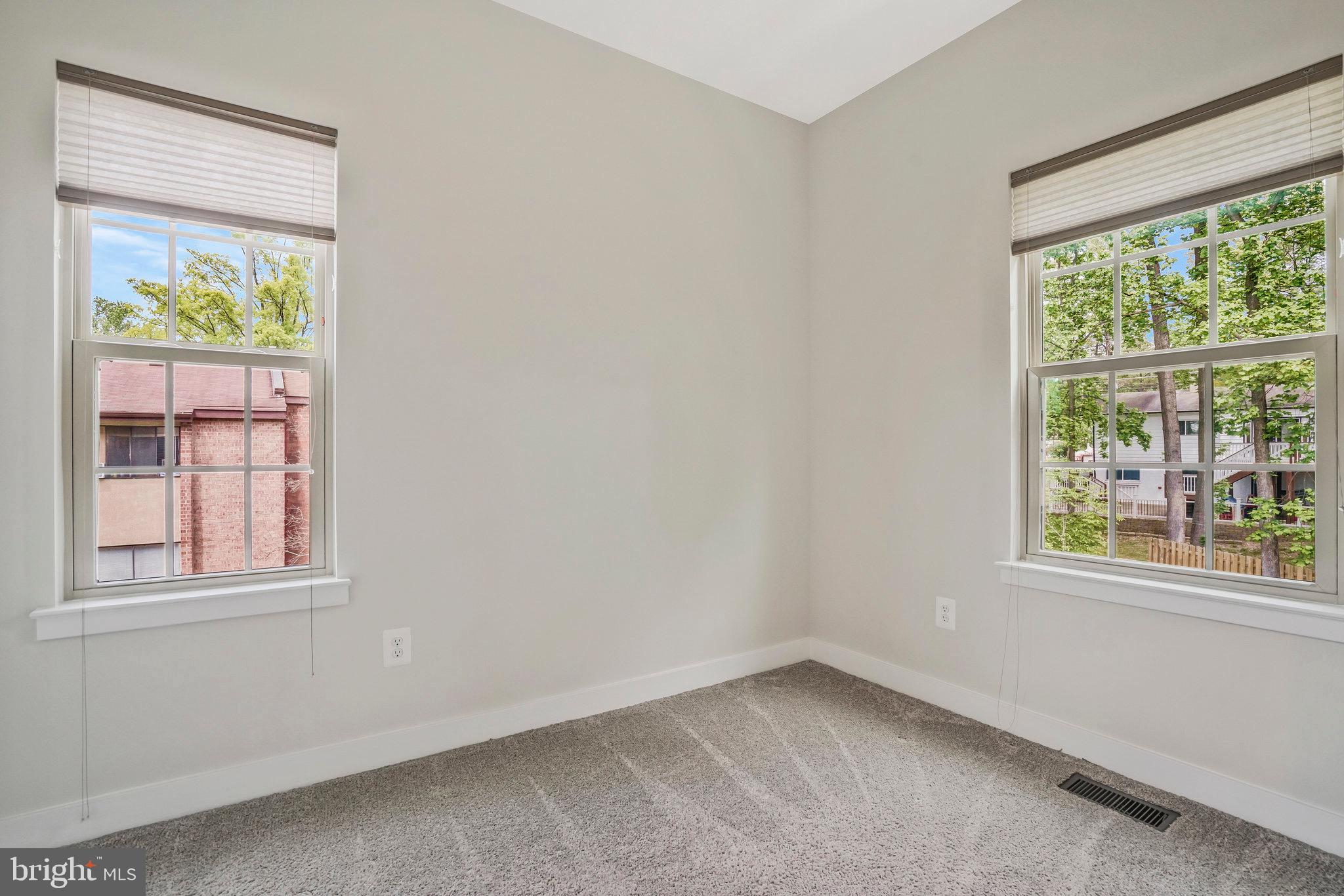 HERITAGE - Residential Lease