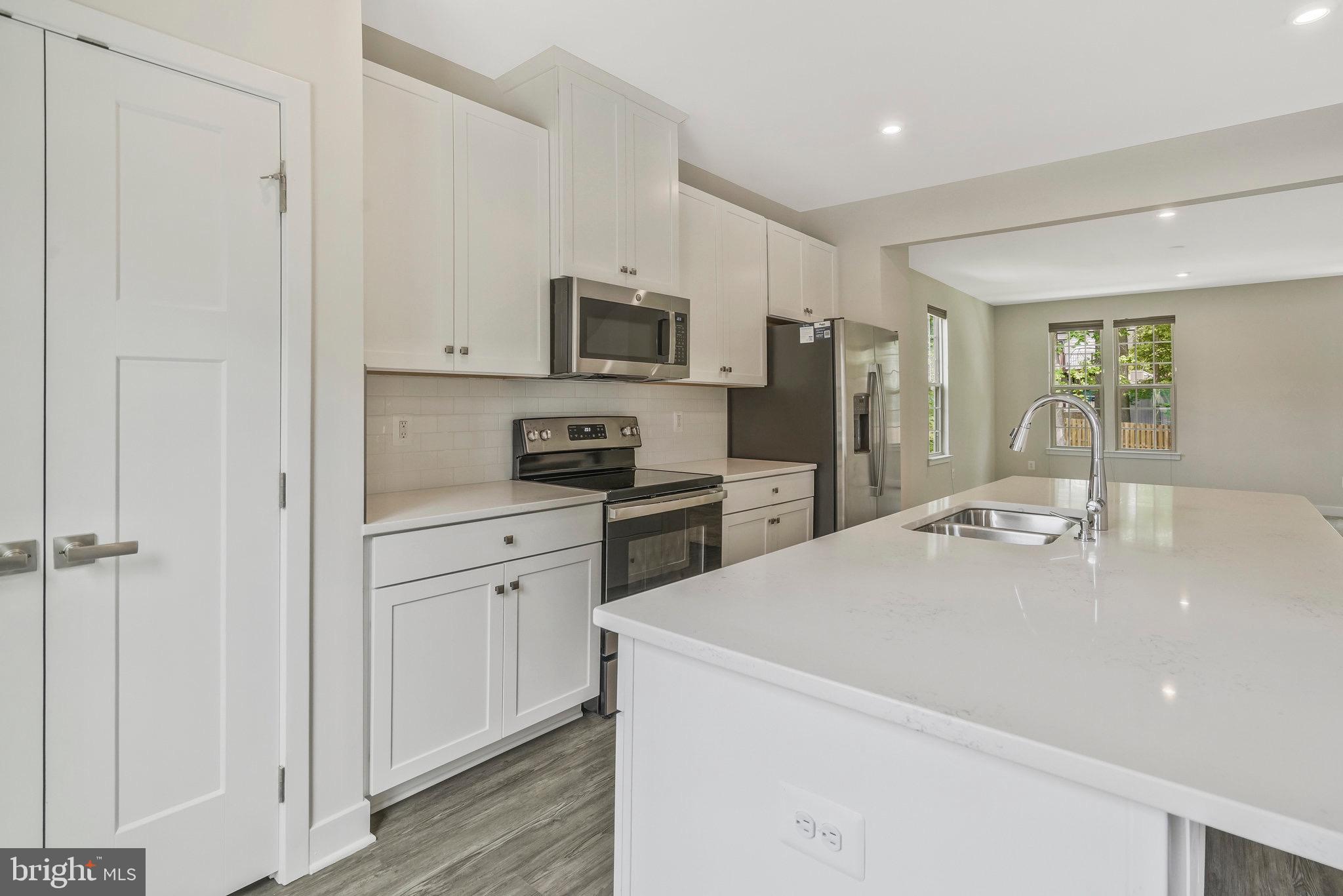 HERITAGE - Residential Lease