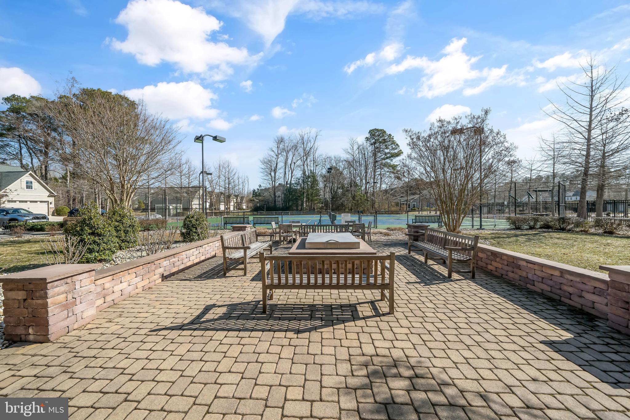 FOREST LANDING - Residential