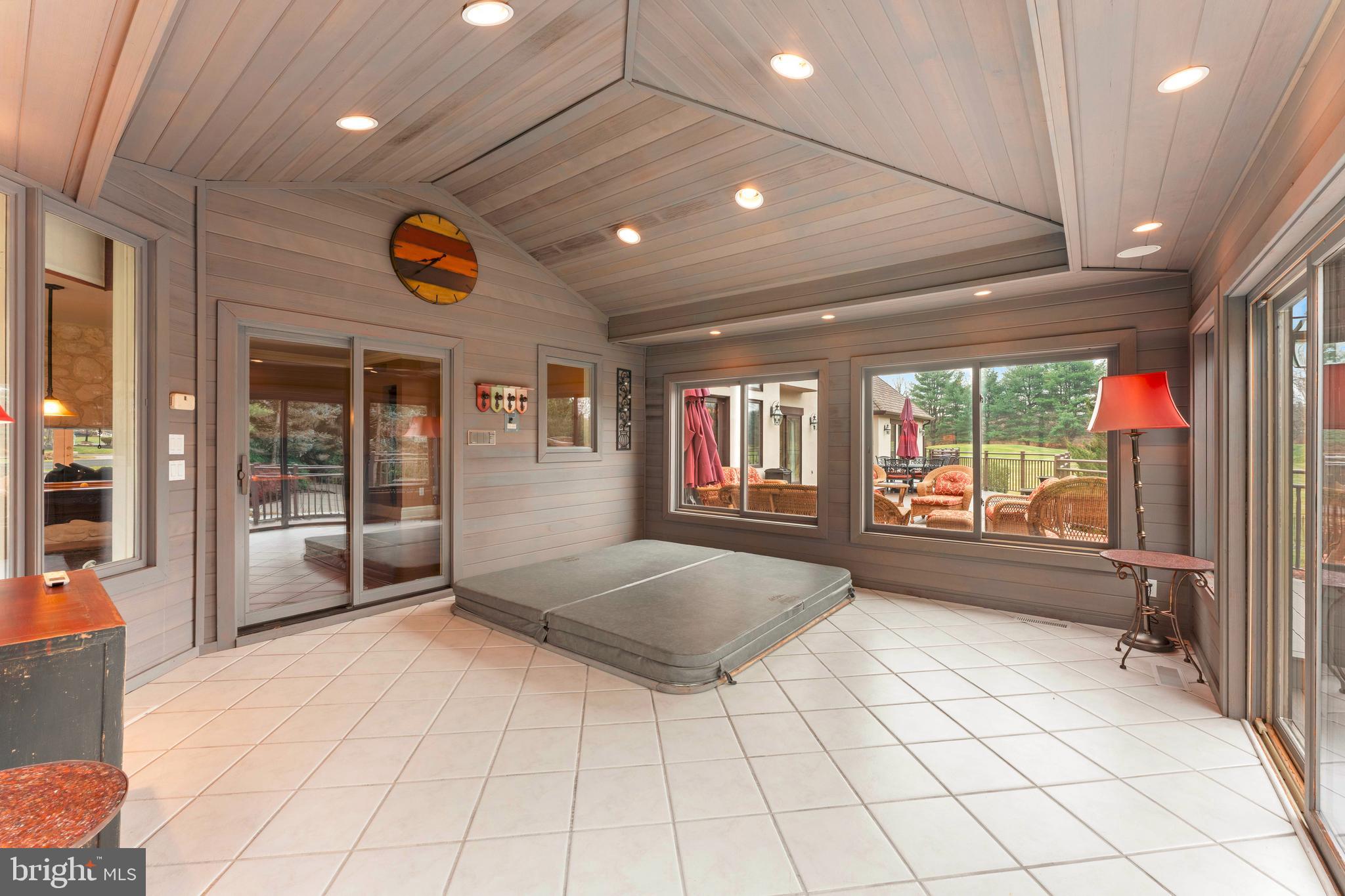 TIMBER RIDGE - Residential