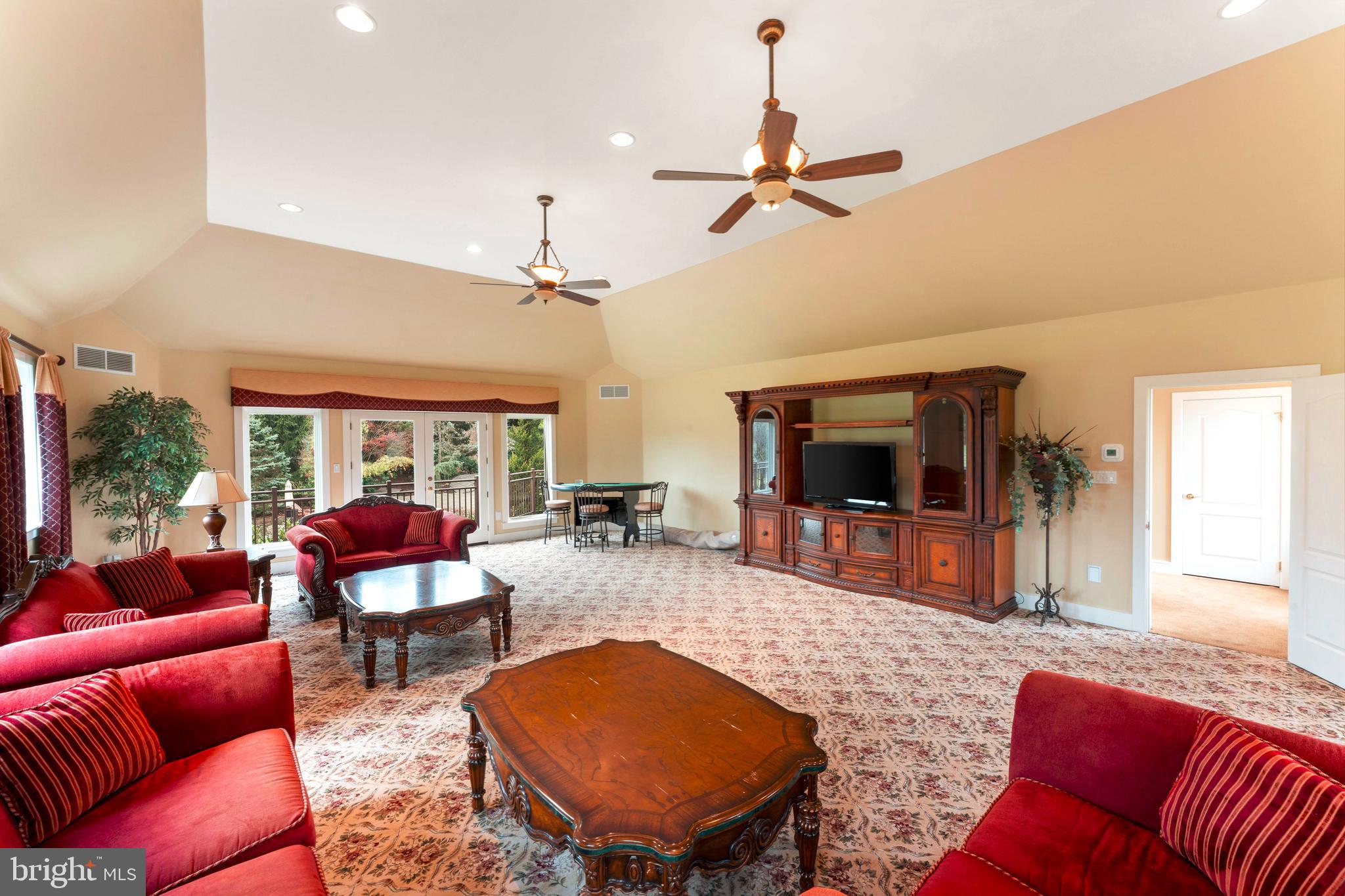 TIMBER RIDGE - Residential