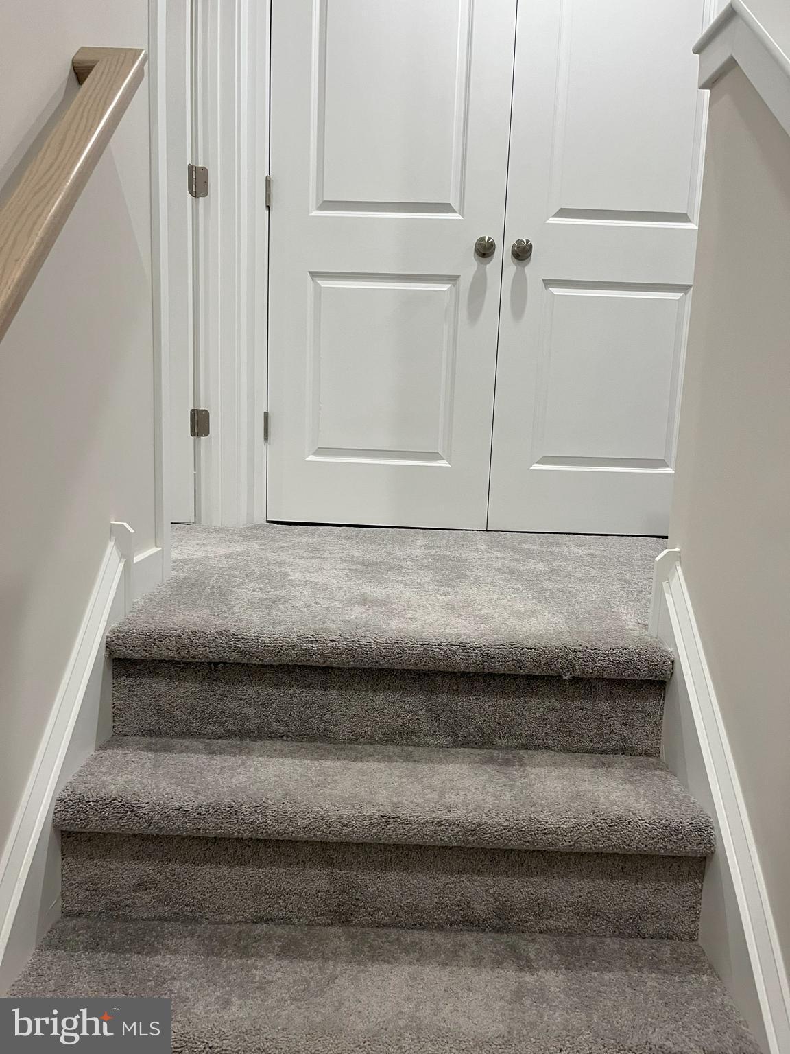 RIVER POINTE - Residential Lease