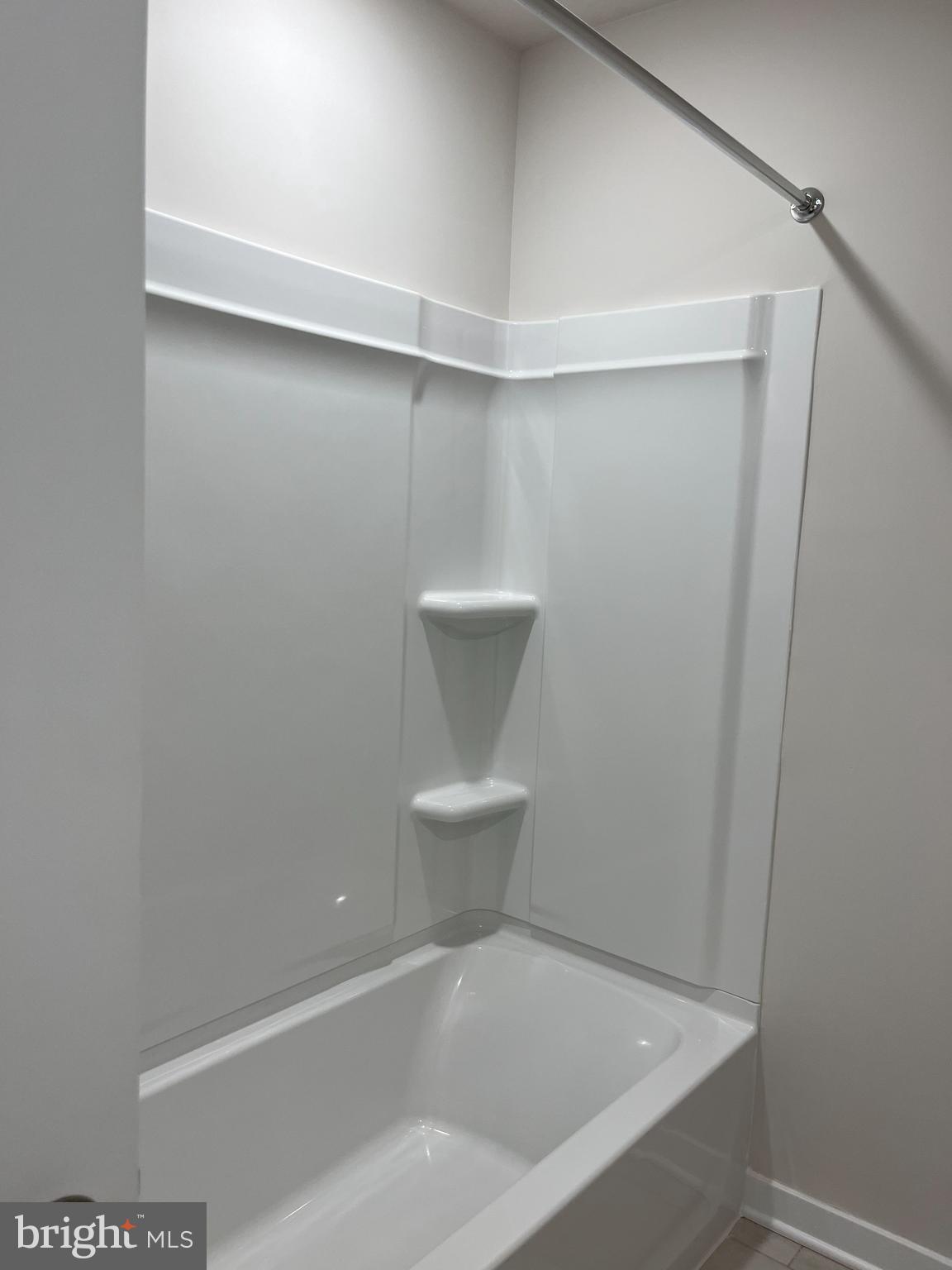 RIVER POINTE - Residential Lease