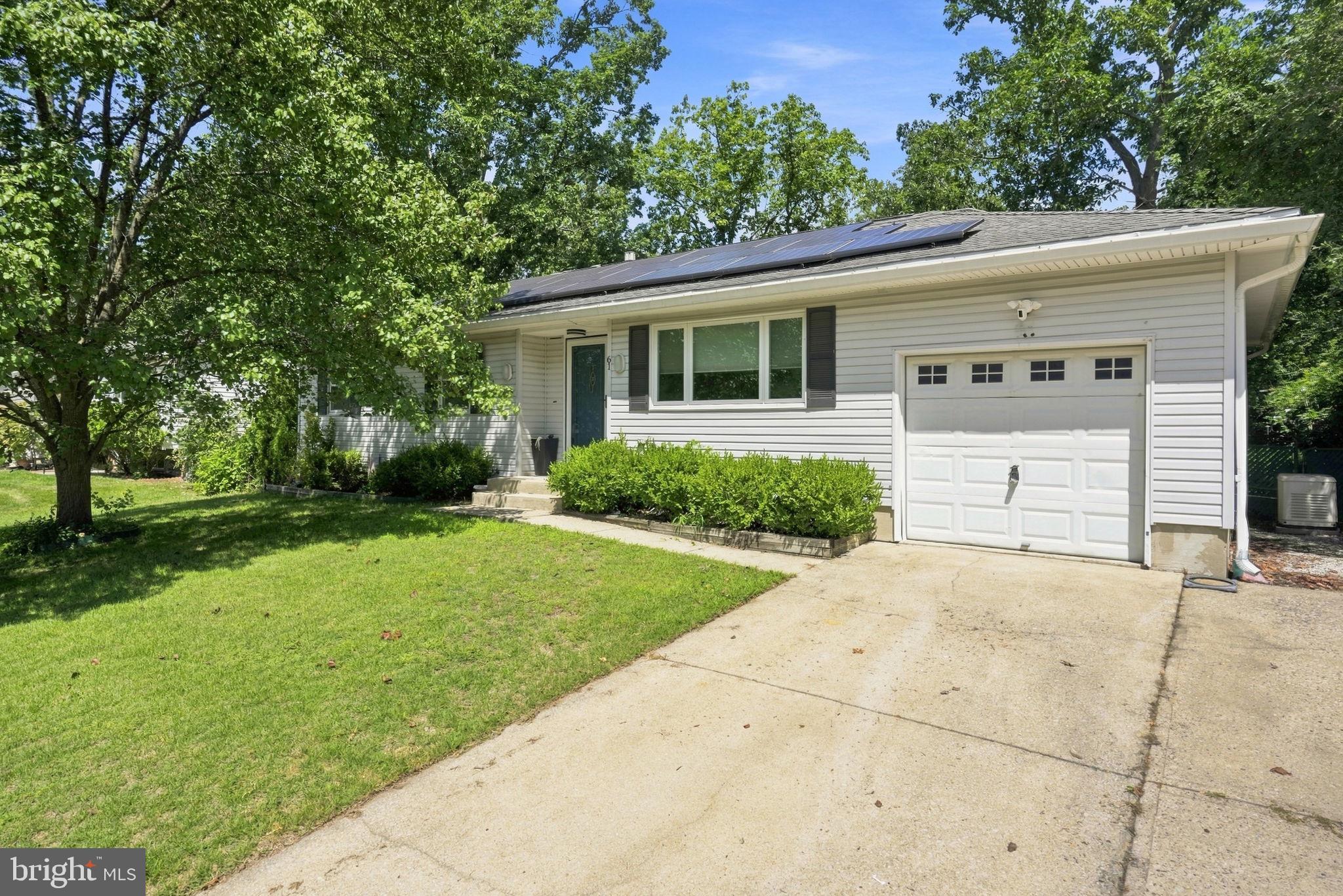 61 GARFIELD BOULEVARD
