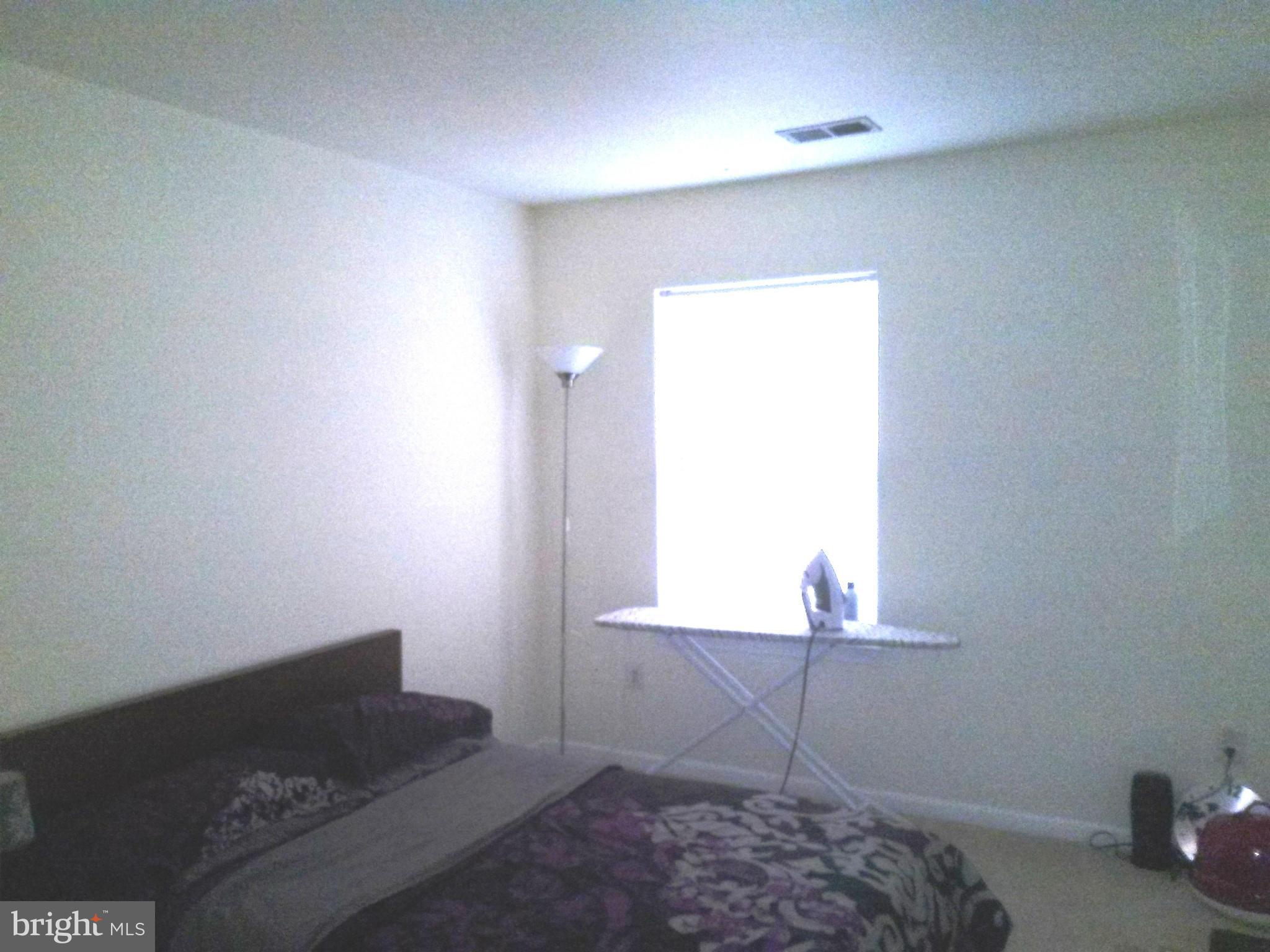 CENTRE VILLAGE - Residential Lease