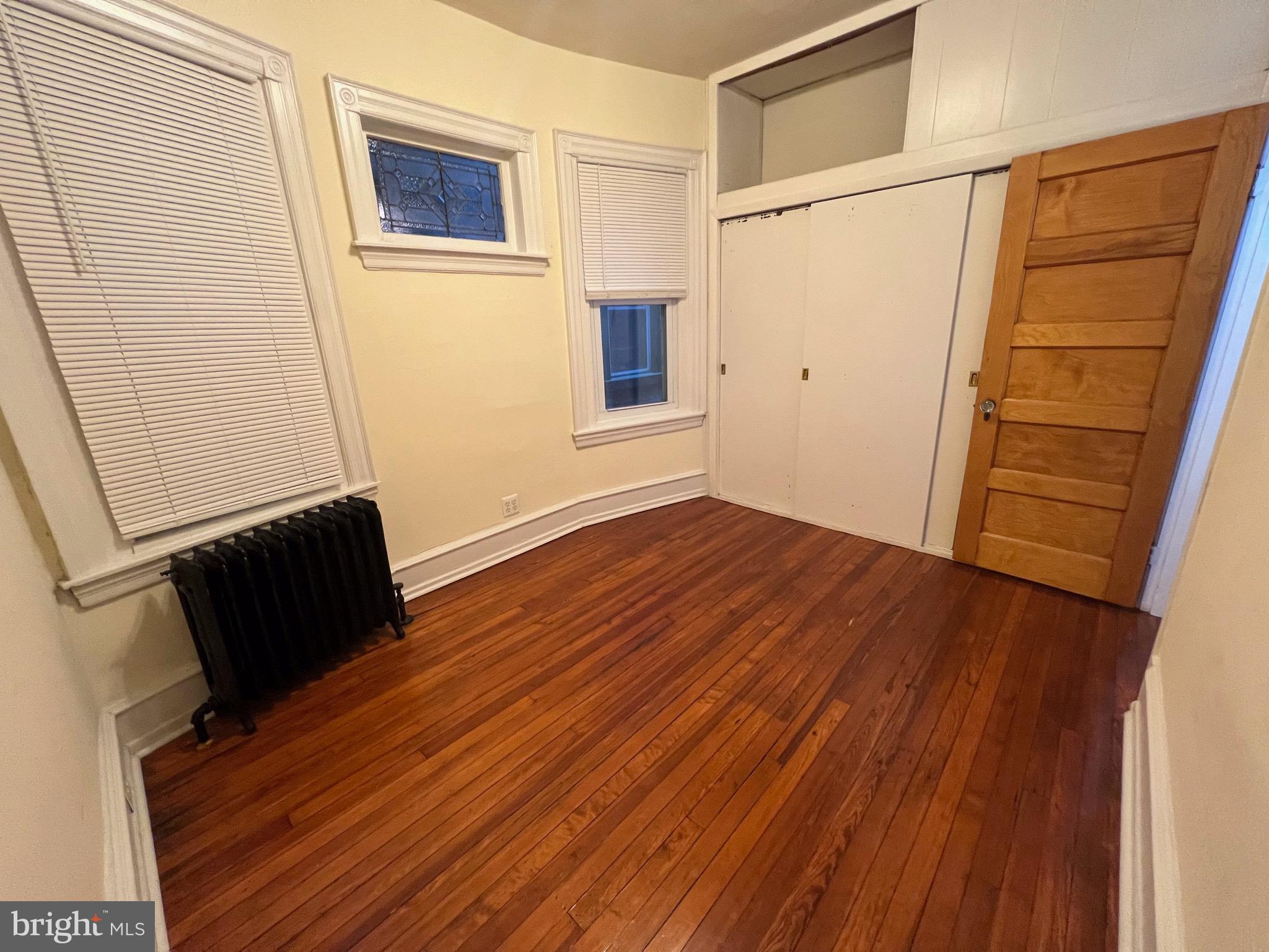 SQUIRREL HILL - Residential Income