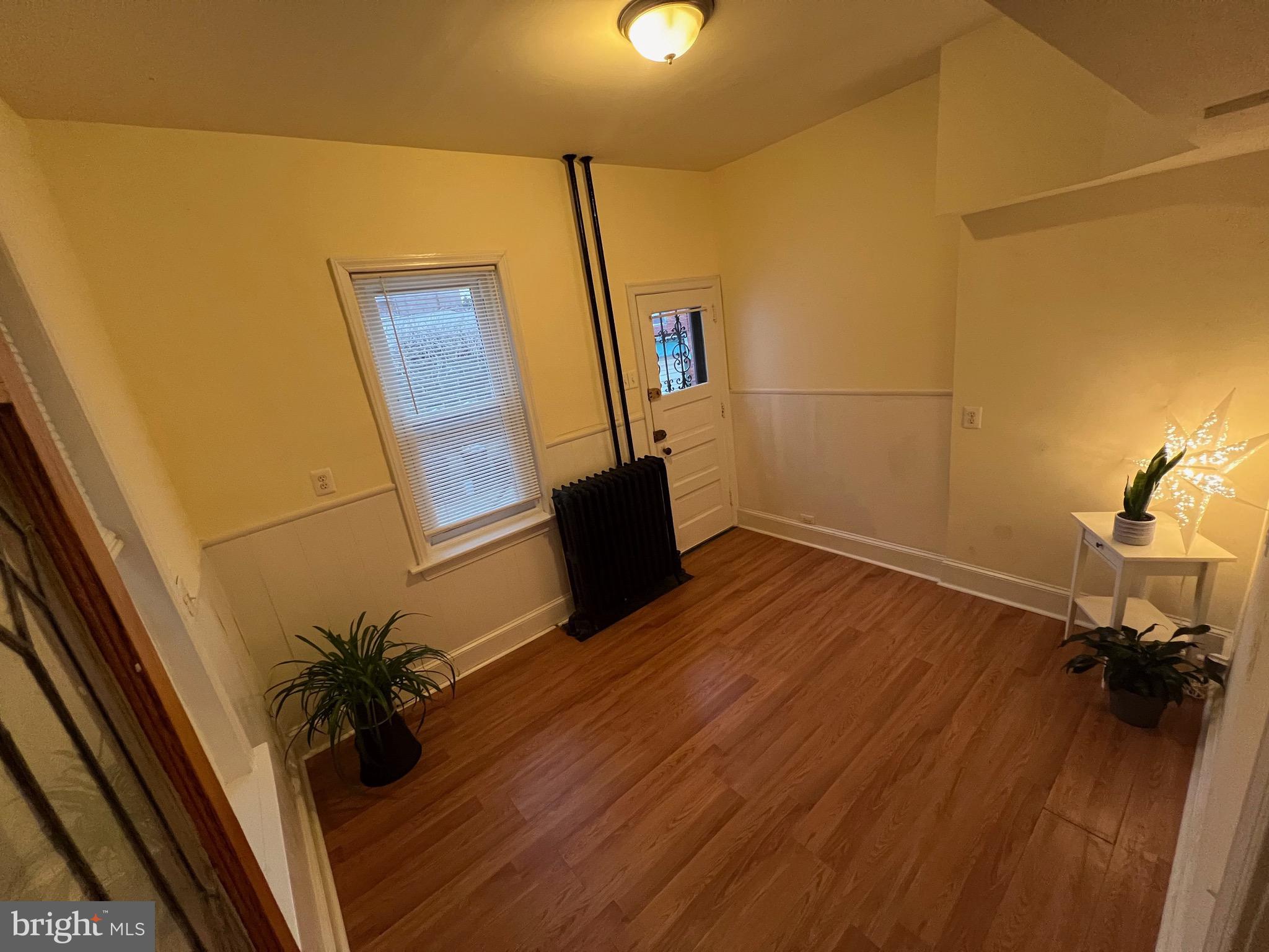 SQUIRREL HILL - Residential Income