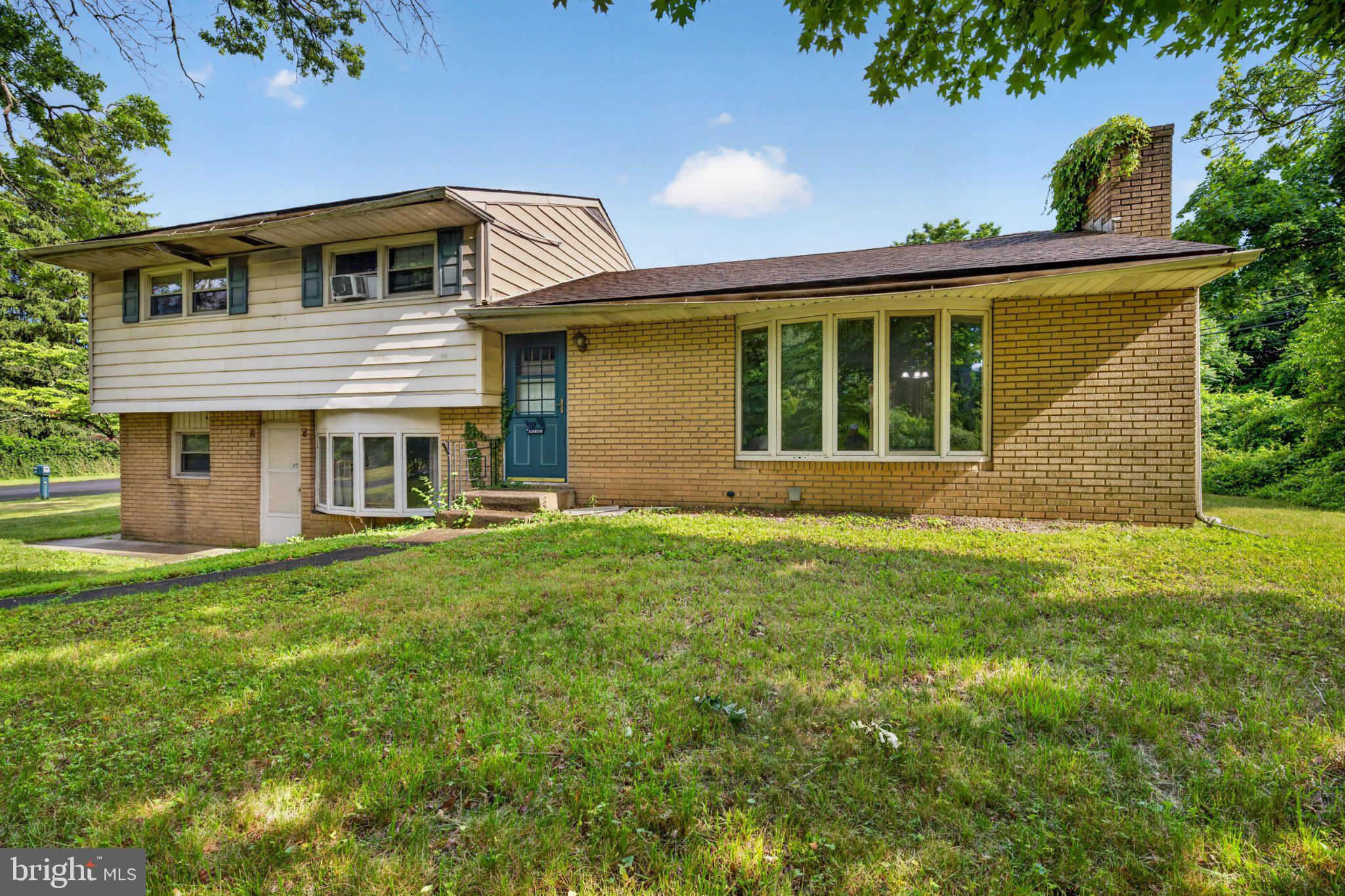 933 BIG OAK ROAD