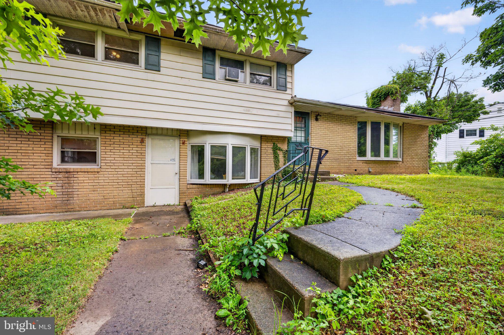 933 BIG OAK ROAD