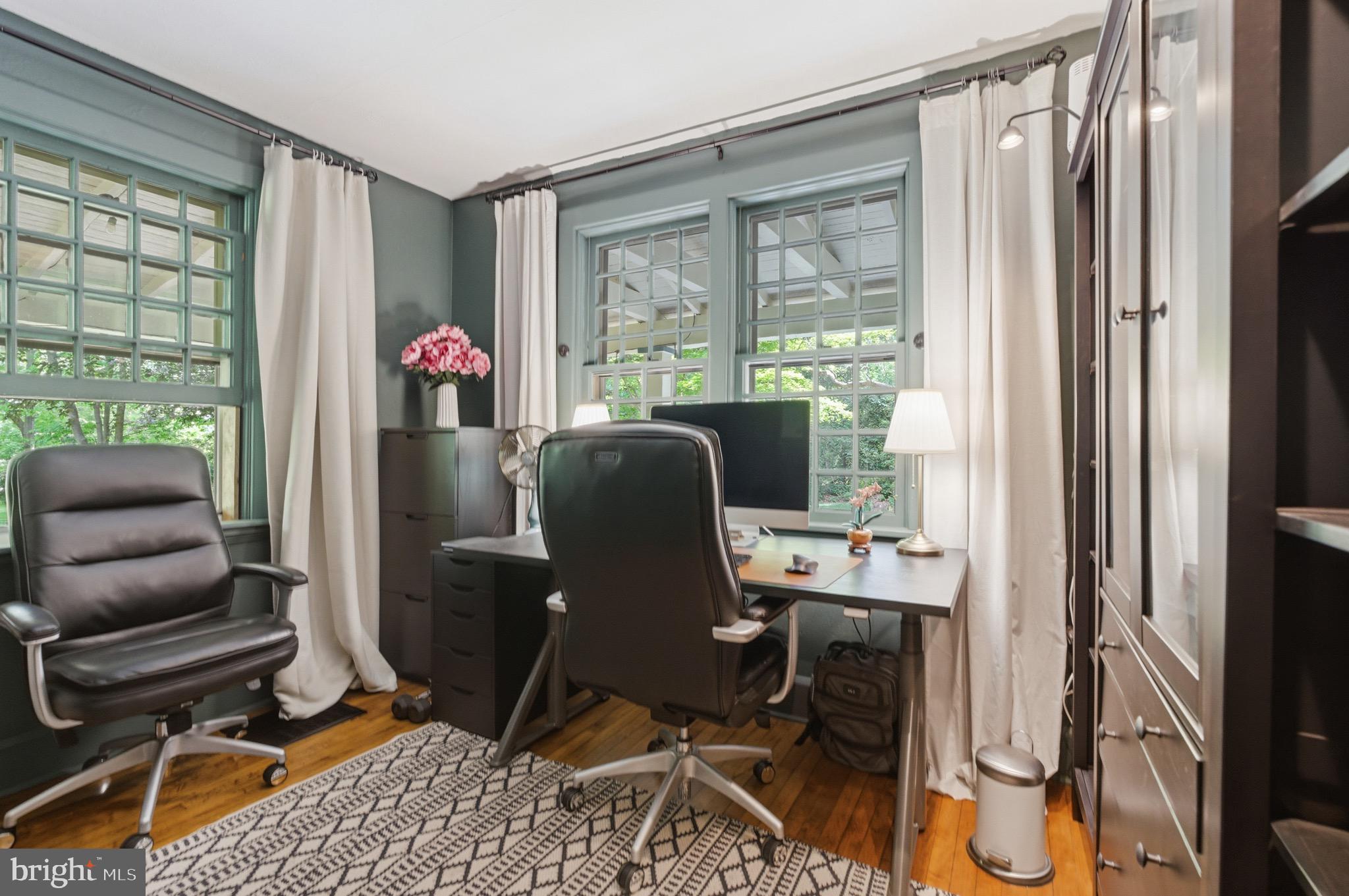 OAKBOURNE PARK - Residential
